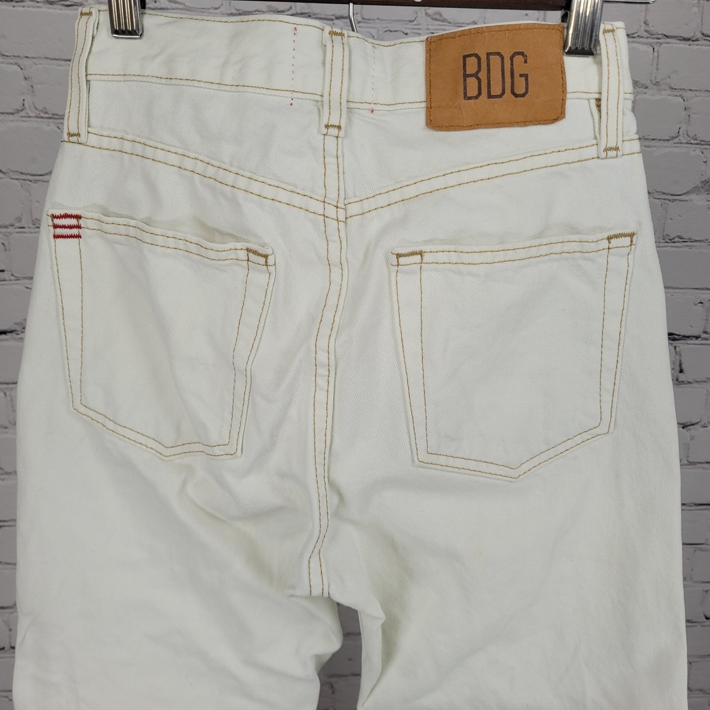 BDG Urban Outfitters White Denim Cowboy Jean 100% Cotton Size 24 (24x30)