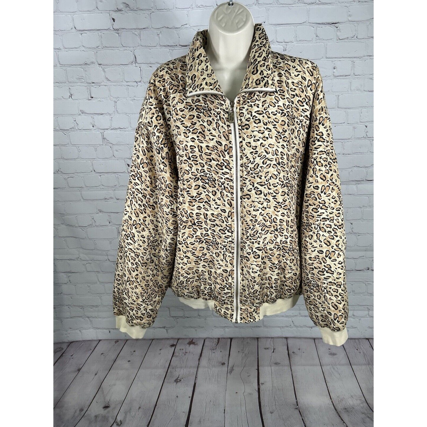 VTG FUDA International Leopard Print Full Zip 100% Silk Bomber Style Jacket L