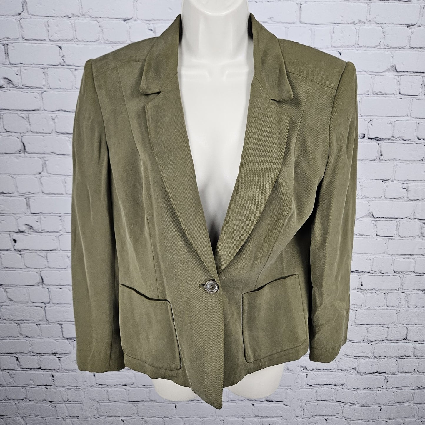 Liz Claiborne Green 100% Silk Button Notch Blazer Formal Suit Jacket Petite 10P