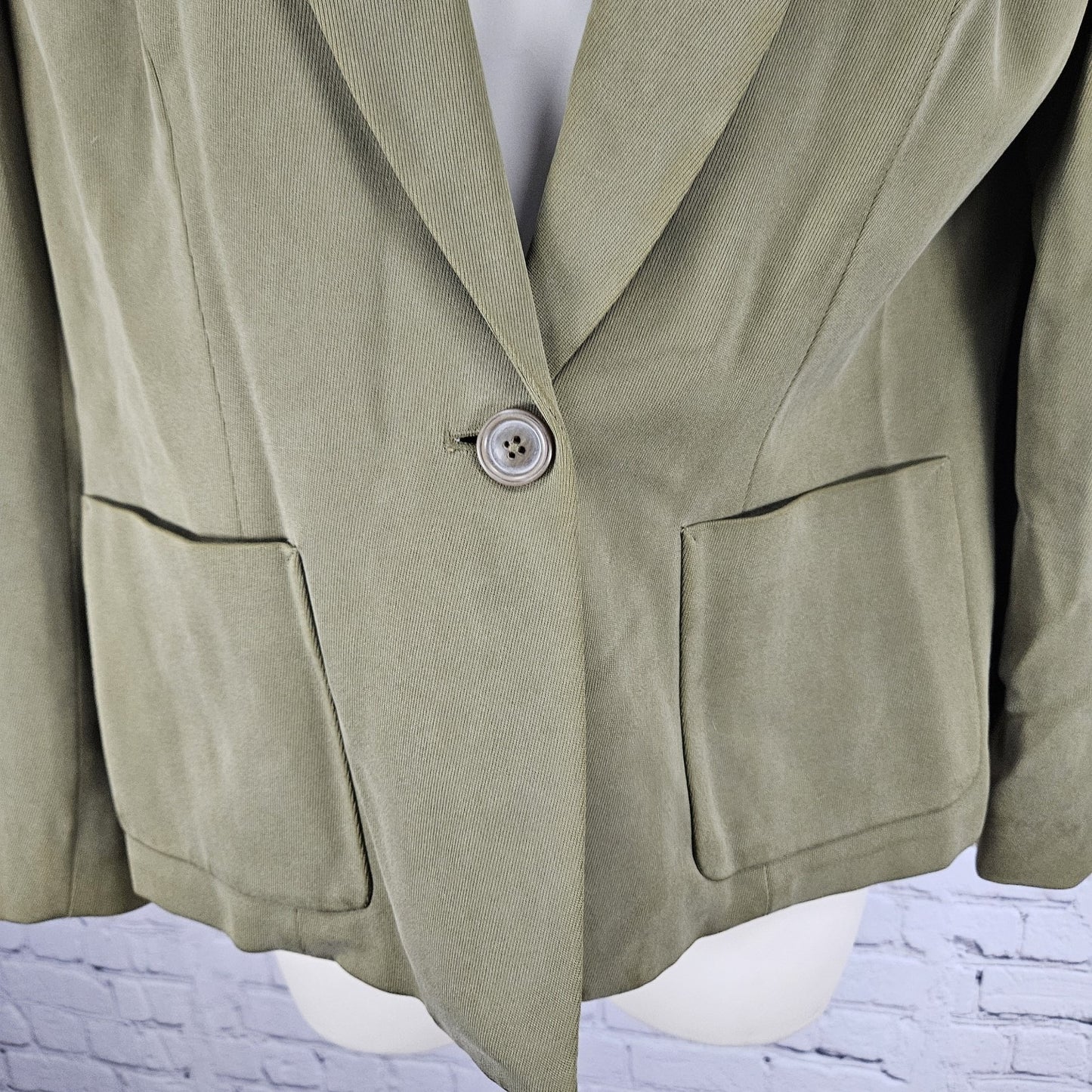 Liz Claiborne Green 100% Silk Button Notch Blazer Formal Suit Jacket Petite 10P