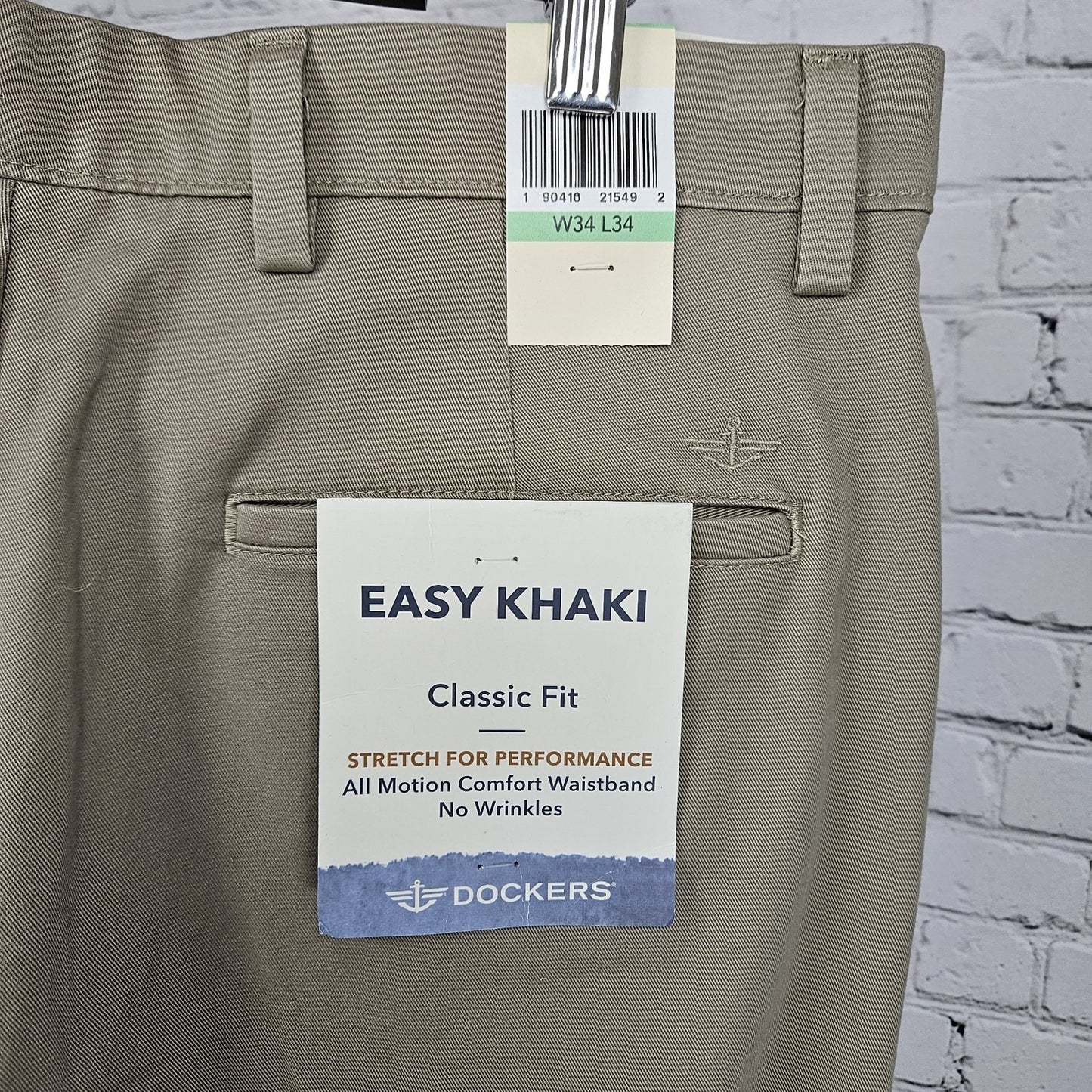 NWT Dockers Easy Khaki Classic Fit Motion Comfort Waistband Chino Pants 34x34
