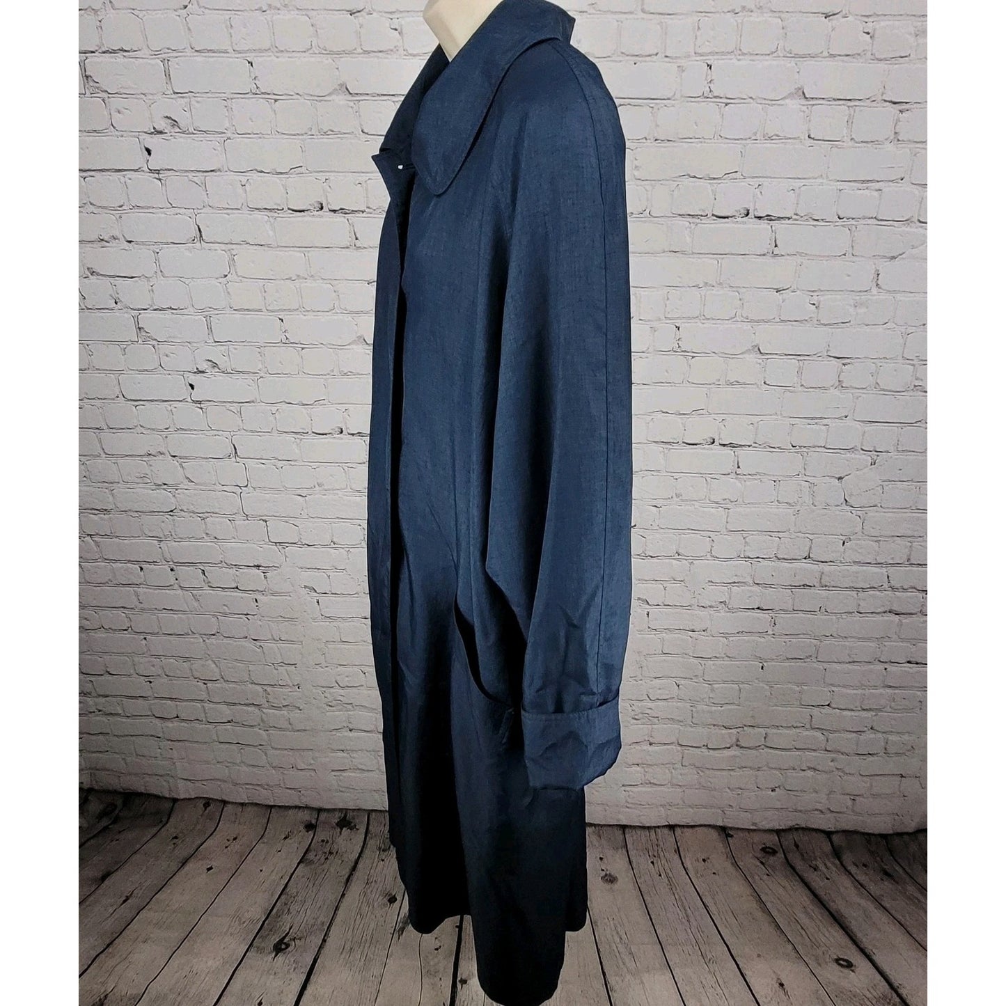 VTG Komitor Navy Buttoned Removable Liner Pockets Trench Coat 20W