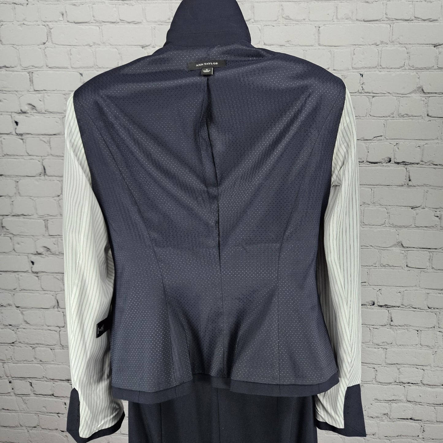 Ann Taylor Navy Full Knee Length Skirt Suit 2 Piece Set 1 Button Notch Jacket 6