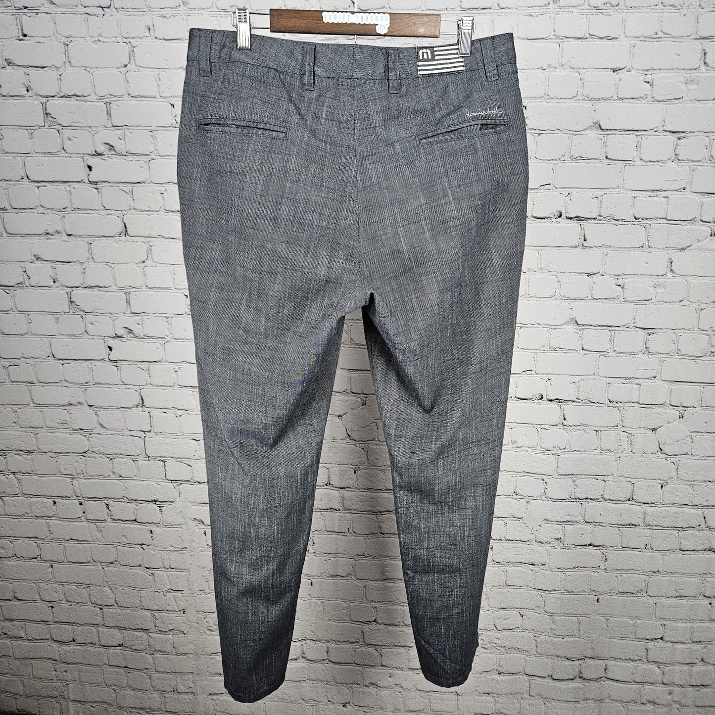 Travis Mathew Grey Straight Leg Flat Front Golf Chino Pants 36 (36x31)