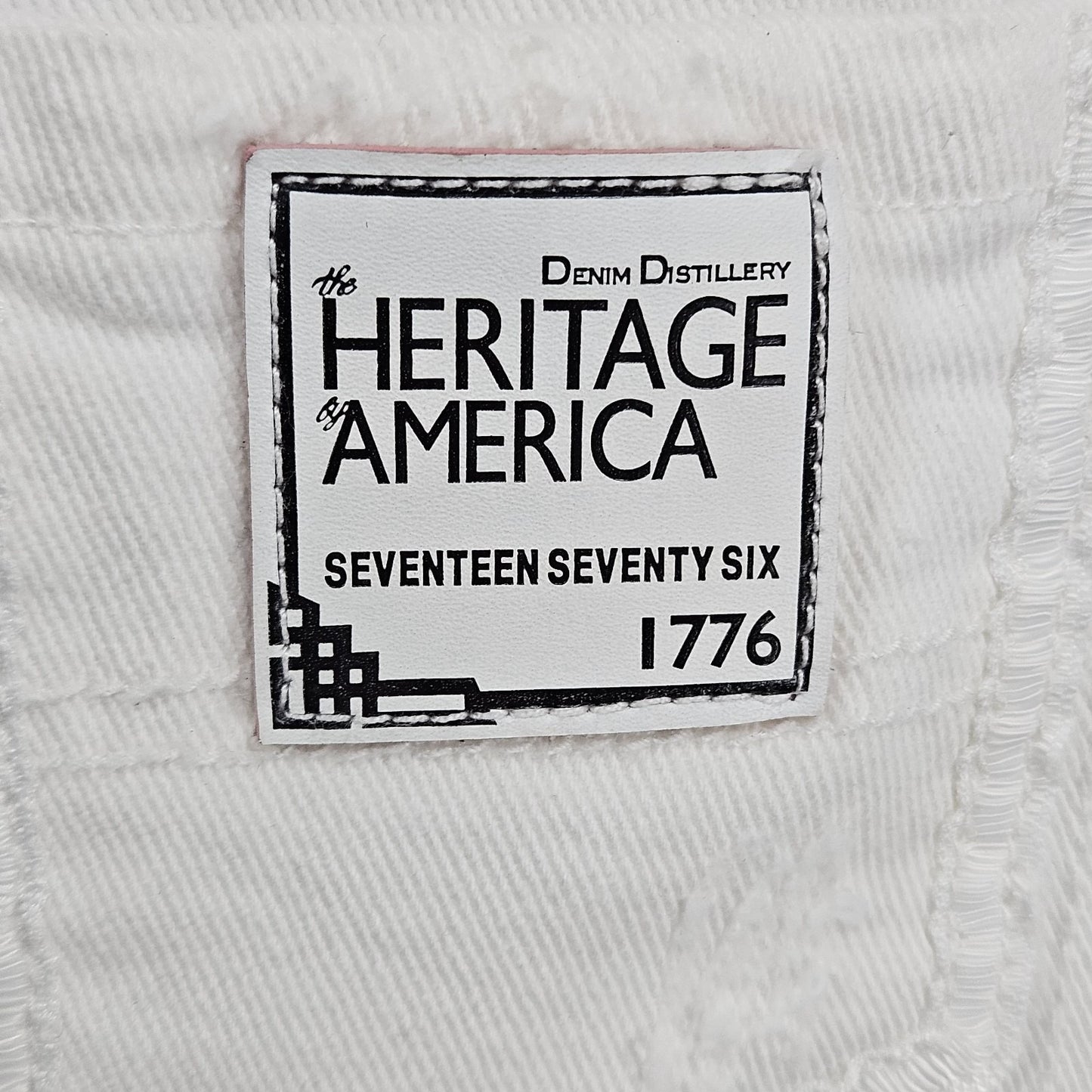 Heritage America White Denim Distressed Stretch Buttoned Collared Vest Medium M