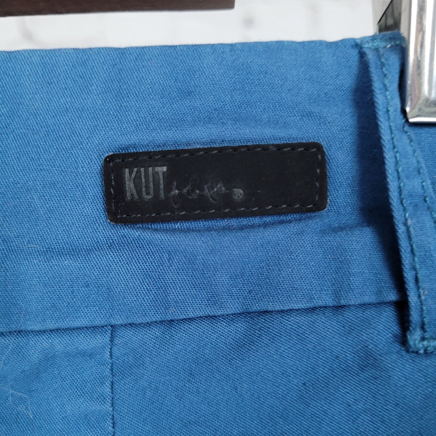 KUT From The Kloth Blue Lightweight Stretch Mid Rise Cropped Pants 4 (30x25)