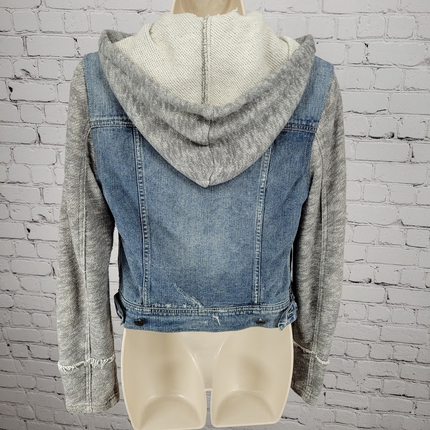 Free People Blue Denim Distressed Removable Knit Hood Jean Jacket Size Small S