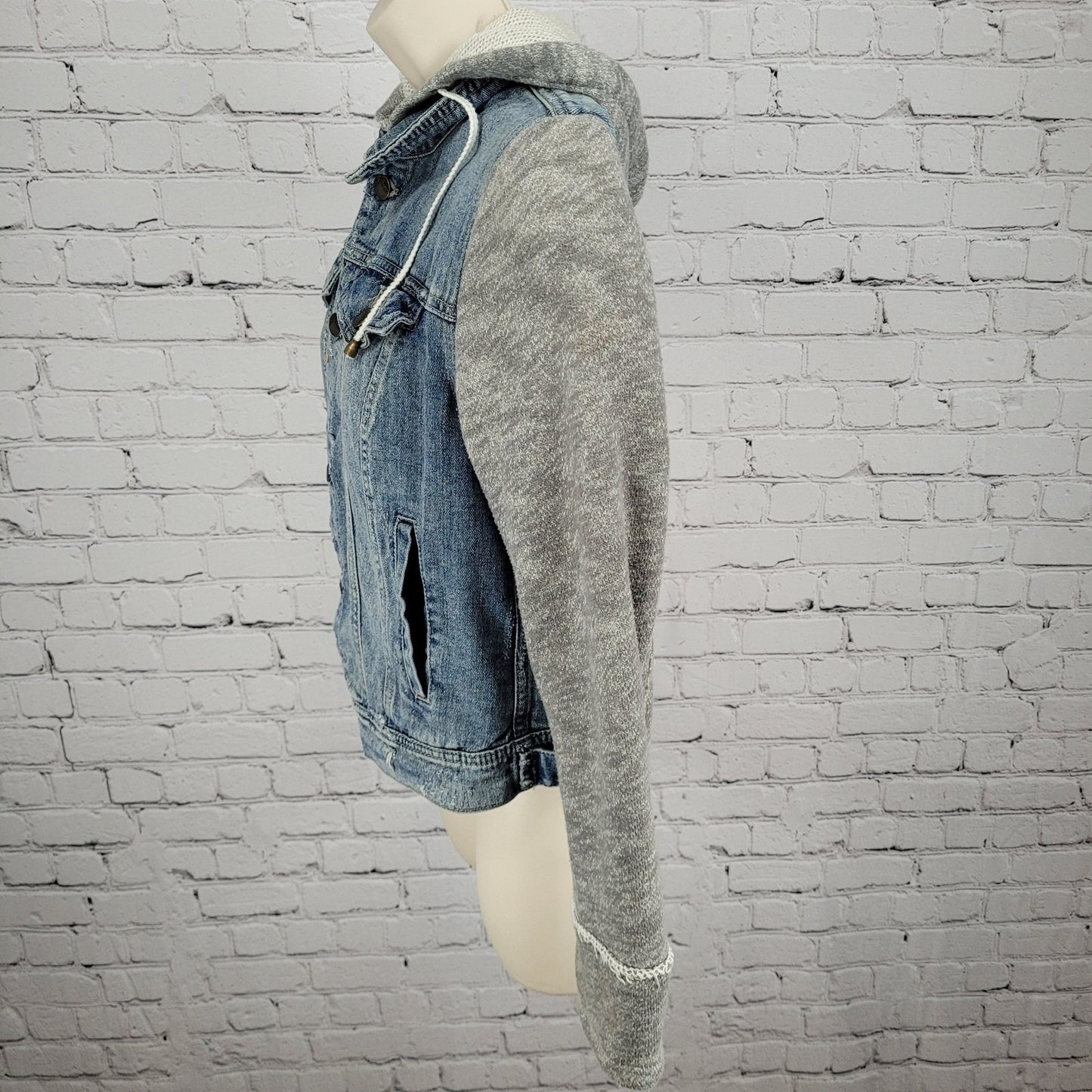 Free People Blue Denim Distressed Removable Knit Hood Jean Jacket Size Small S