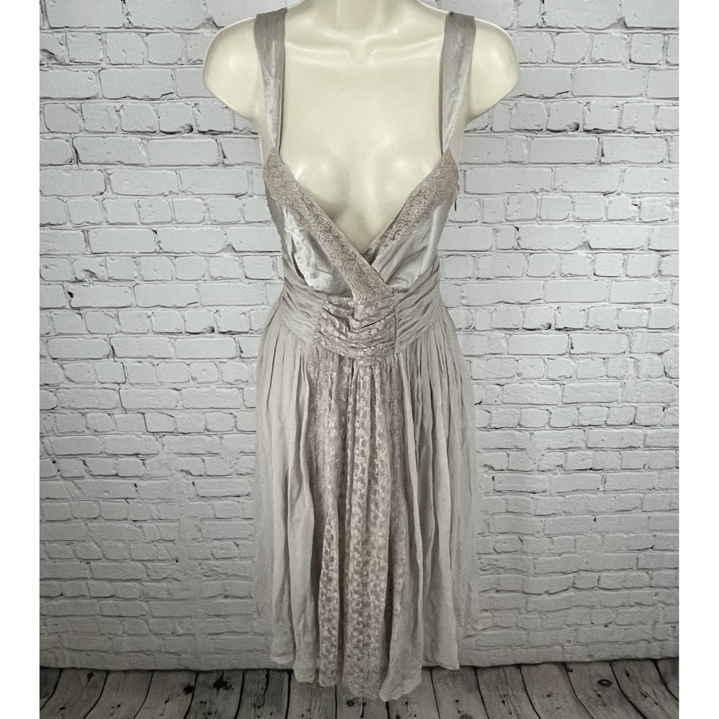 NWD Lil Anthropologie Grey Silk Lace Trim Chiffon Empire Waist Midi Dress 12
