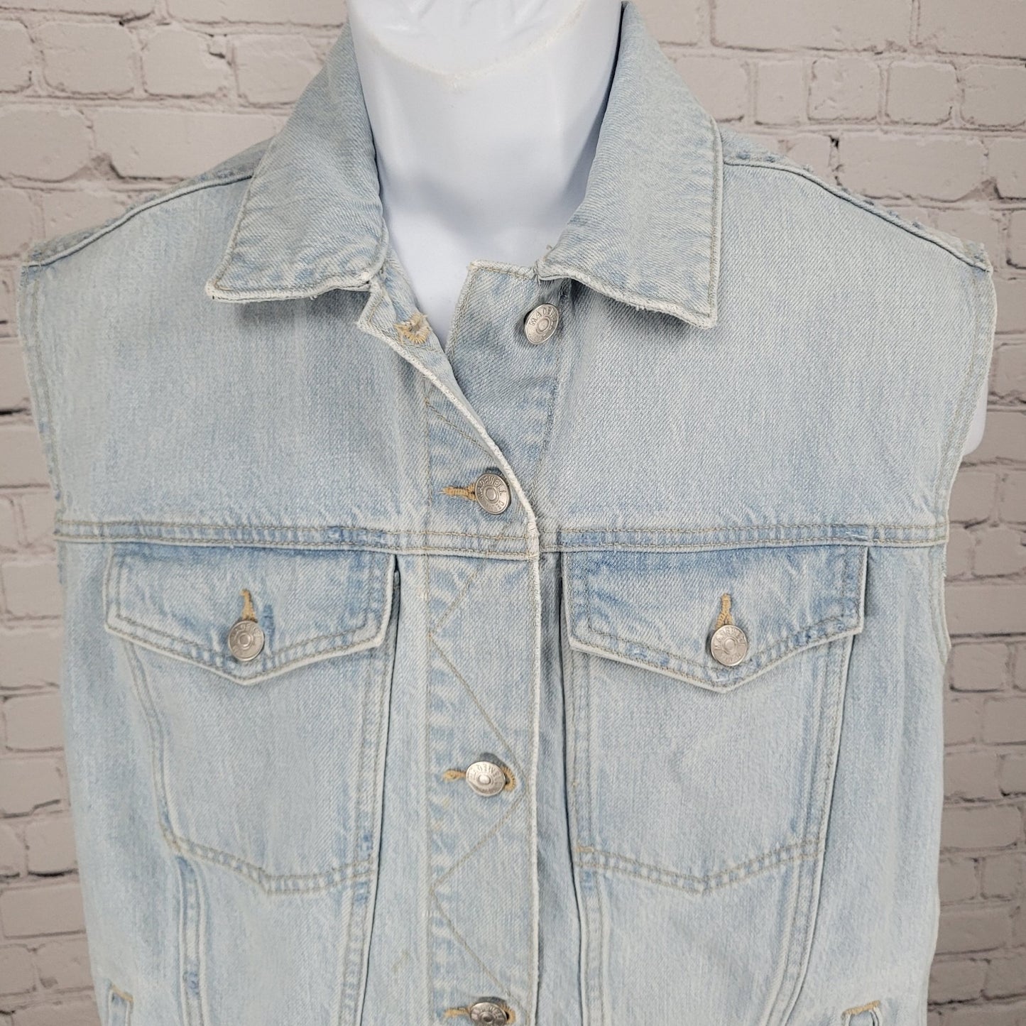 Madewell Blue Denim Oversized Trucker  Distressed Light Wash Jean Vest Small S