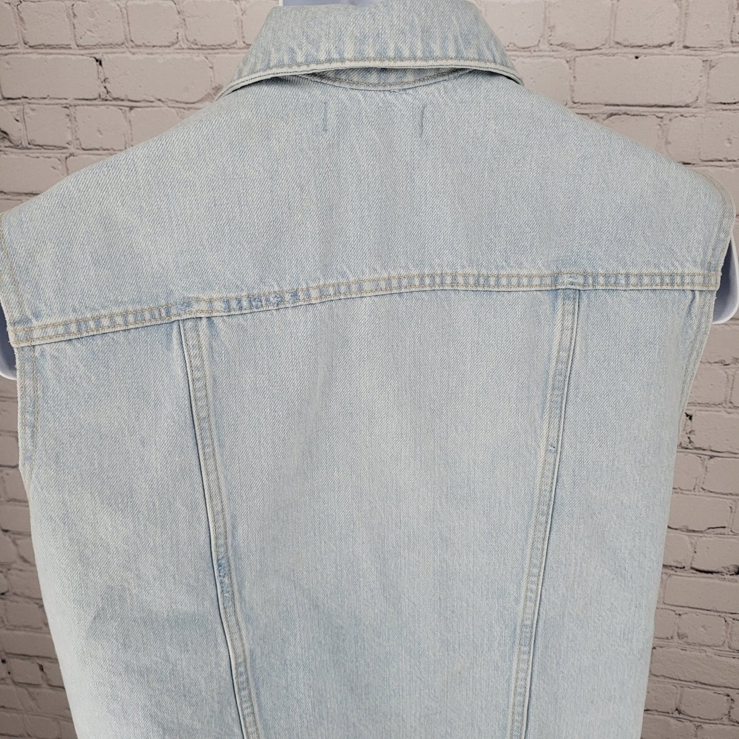Madewell Blue Denim Oversized Trucker  Distressed Light Wash Jean Vest Small S