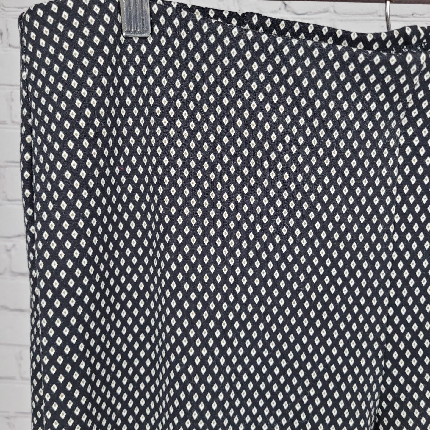 Chico's Black Diamond Print Elastic Waist Stretch Pants Size 3R US 16 (37x30)