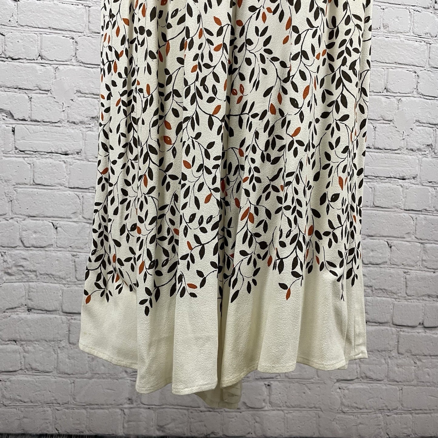 Elevenses Anthropologie Ivory Leaf Printed Pleated Sleeveless Jumper Size XS