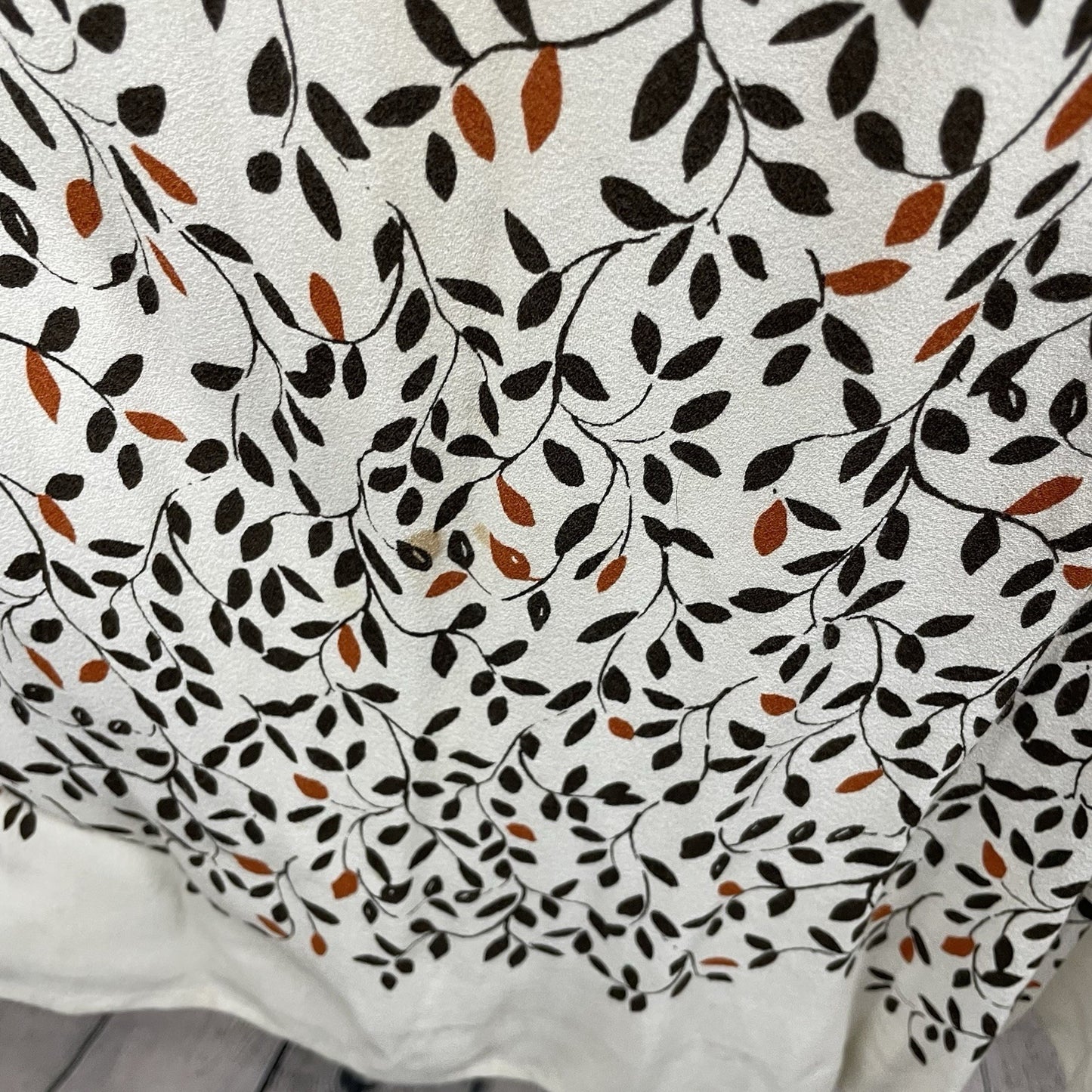 Elevenses Anthropologie Ivory Leaf Printed Pleated Sleeveless Jumper Size XS