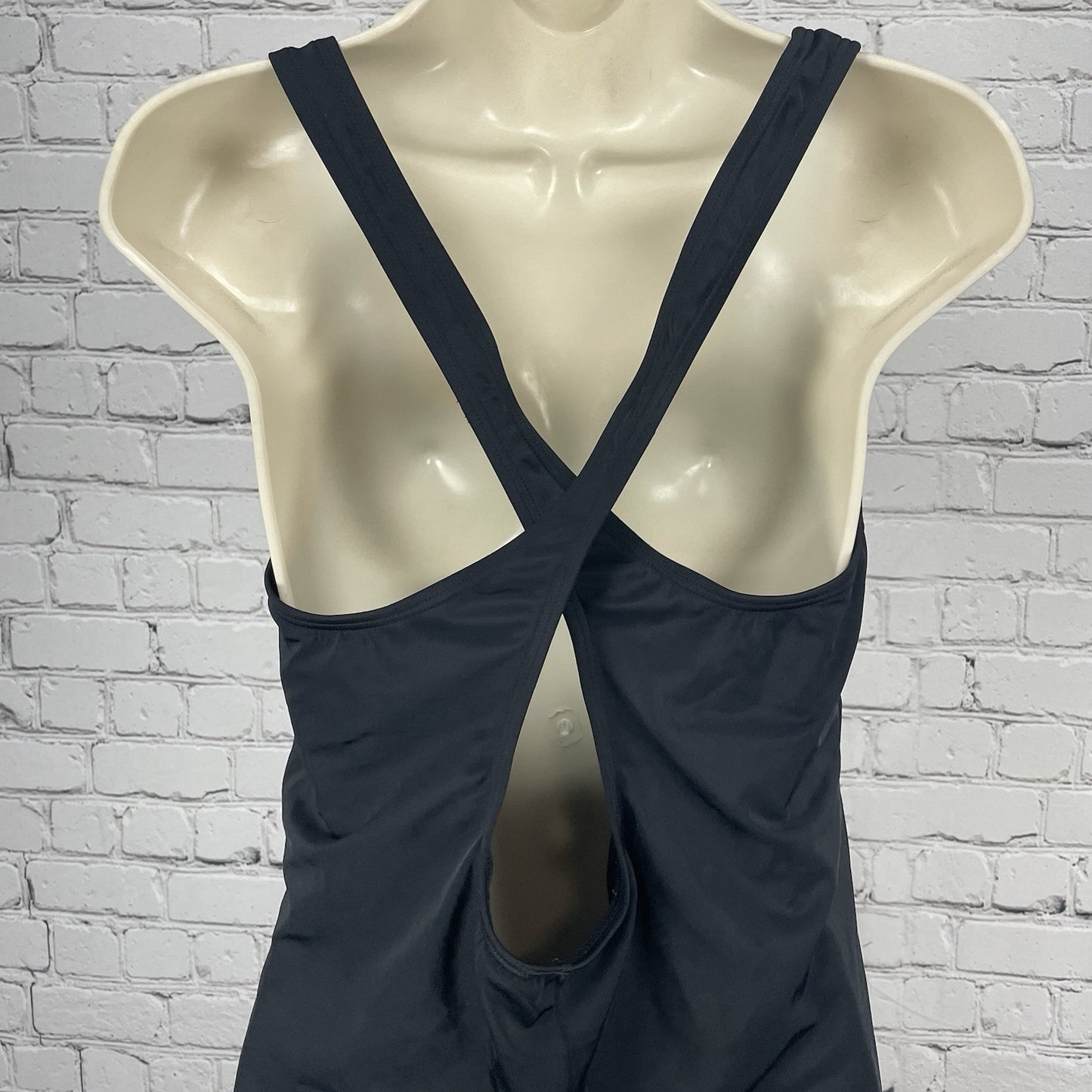 Aquabelle Black Built In Padded Bra One Piece Full Coverage Swimsuit Size 22W