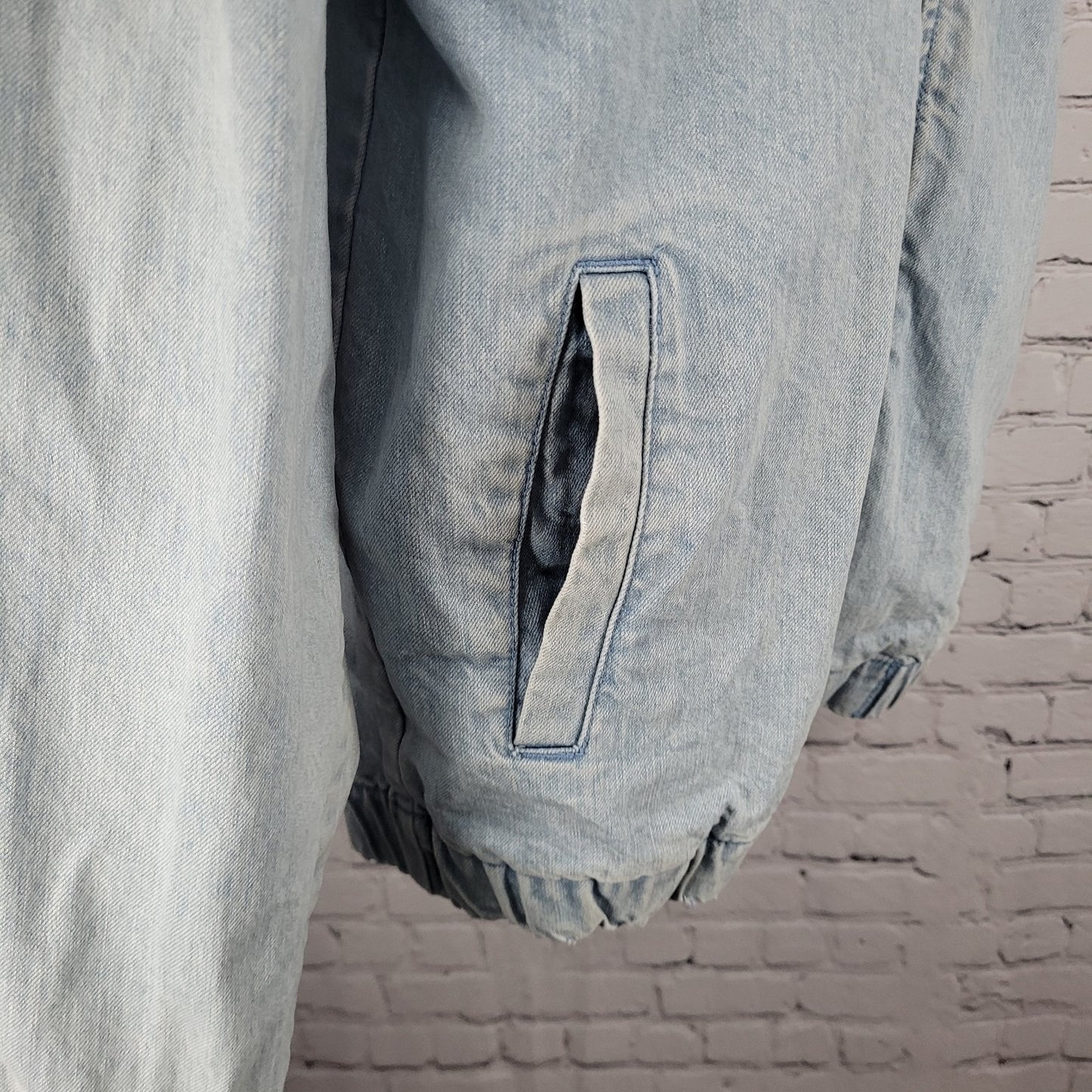 Urban Outfitters Blue Denim Light Wash Full Zip Unlined Jacket Small S