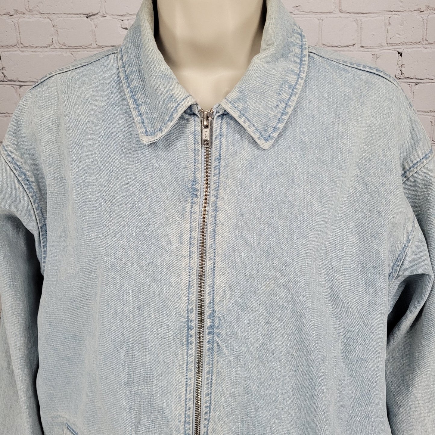 Urban Outfitters Blue Denim Light Wash Full Zip Unlined Jacket Small S