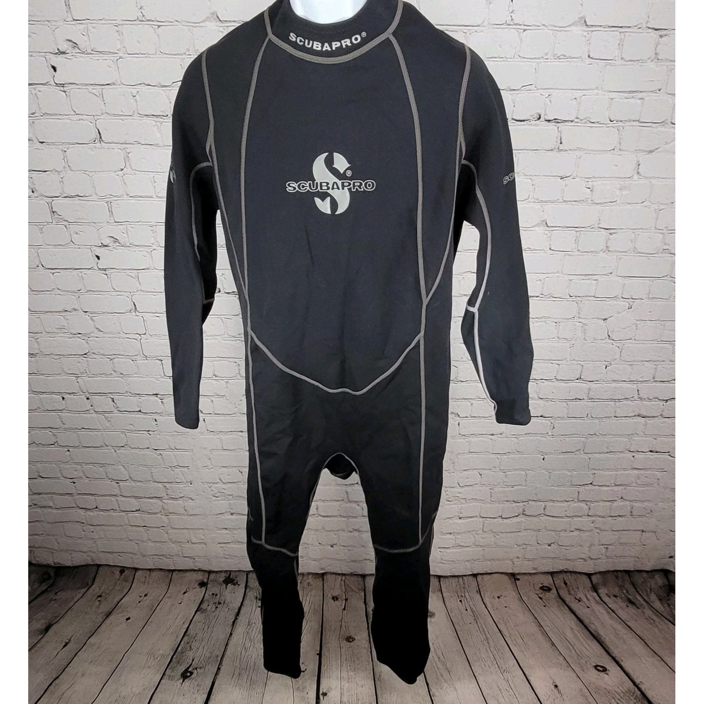 Scubapro Black .5mm Long Sleeve Zipped Full Dive Scuba Wetsuit Size XXL