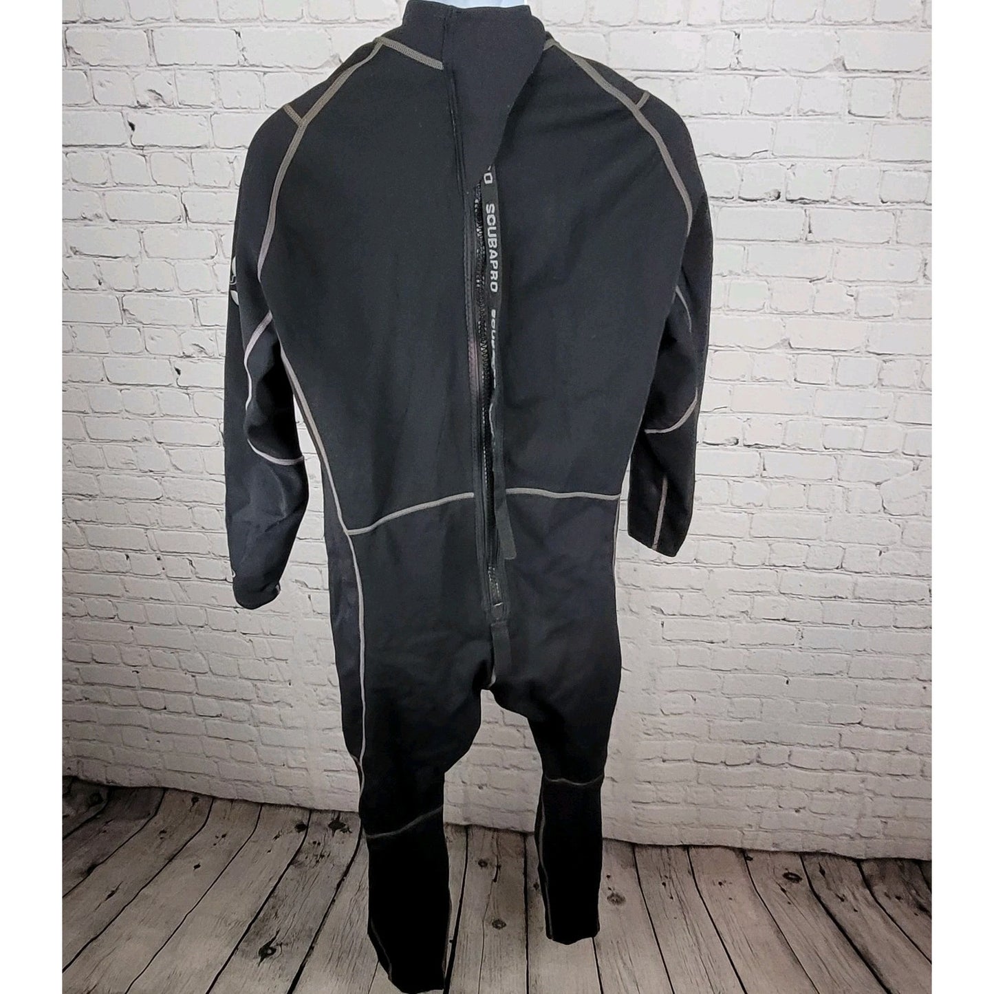 Scubapro Black .5mm Long Sleeve Zipped Full Dive Scuba Wetsuit Size XXL