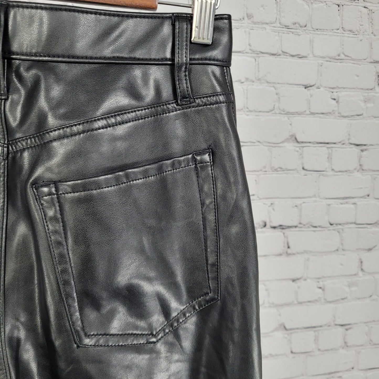Abercrombie & Fitch Faux Leather Ankle Straight Ultra High Rise Pants 4 (25x26)