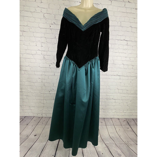 VTG Unbranded Black Velvet Metallic Green Off Shoulder Prom Dress USA 4/XS READ