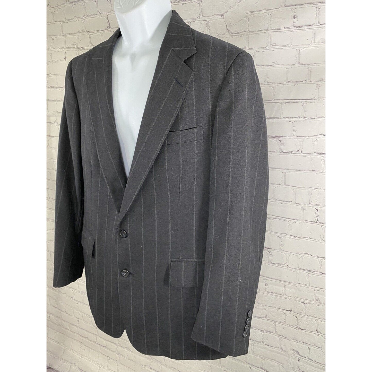 Cricketeer Dillards Gray Pinstripe 2 Button Blazer Jacket Inner Pockets Black 44