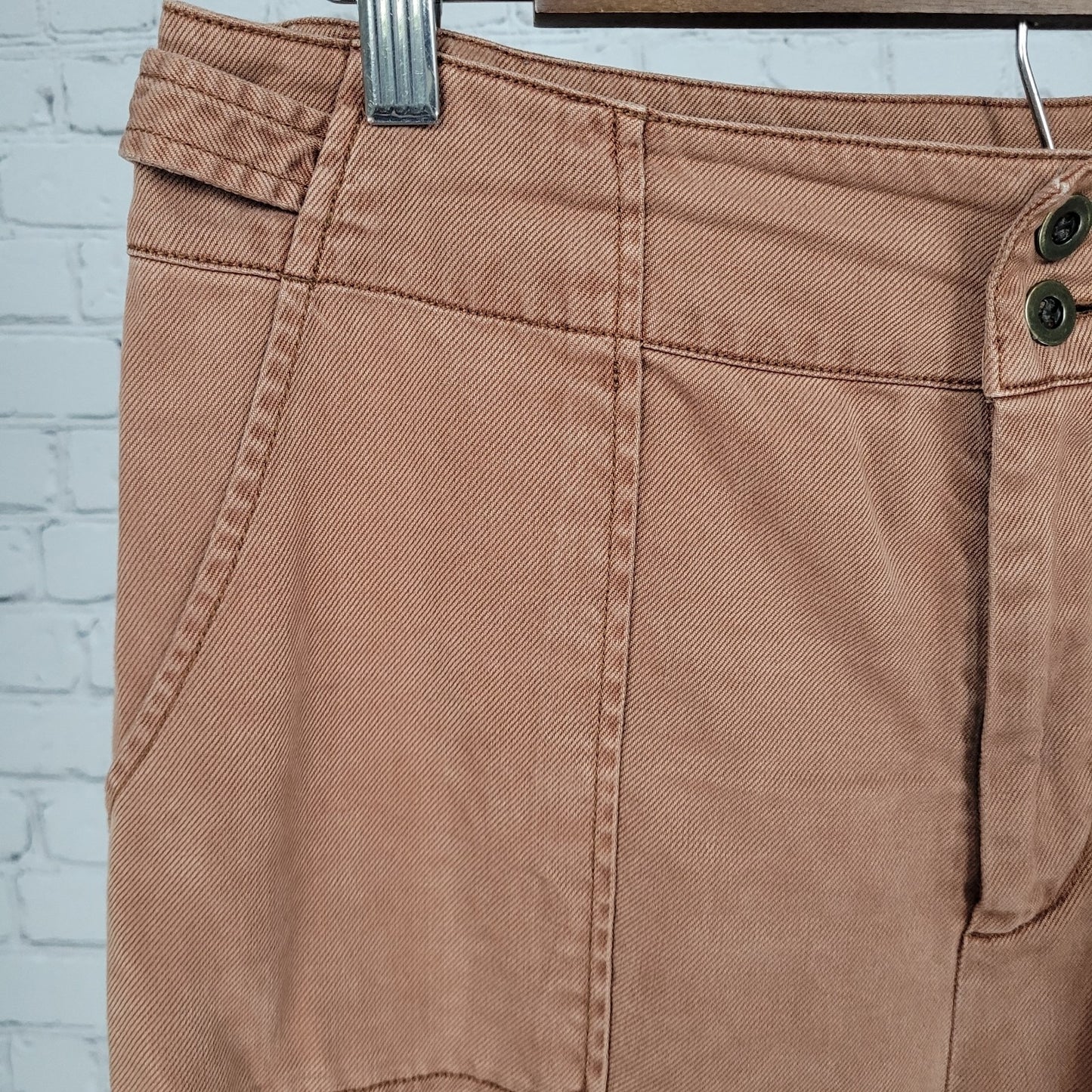 Nicole Miller Muted Orange Twill Adjustable Waist Cargo Pants Size 10 (30x25)