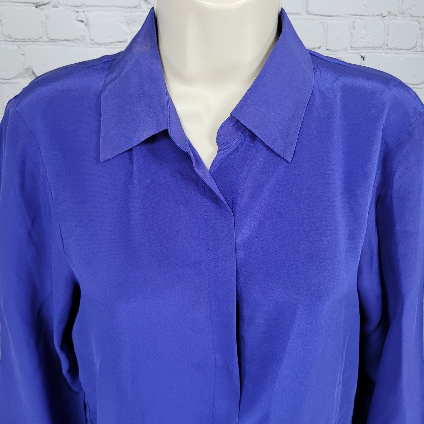 Rory Beca Blue 100% Silk Open Back Snap Closure Long Sleeve Top USA Small S