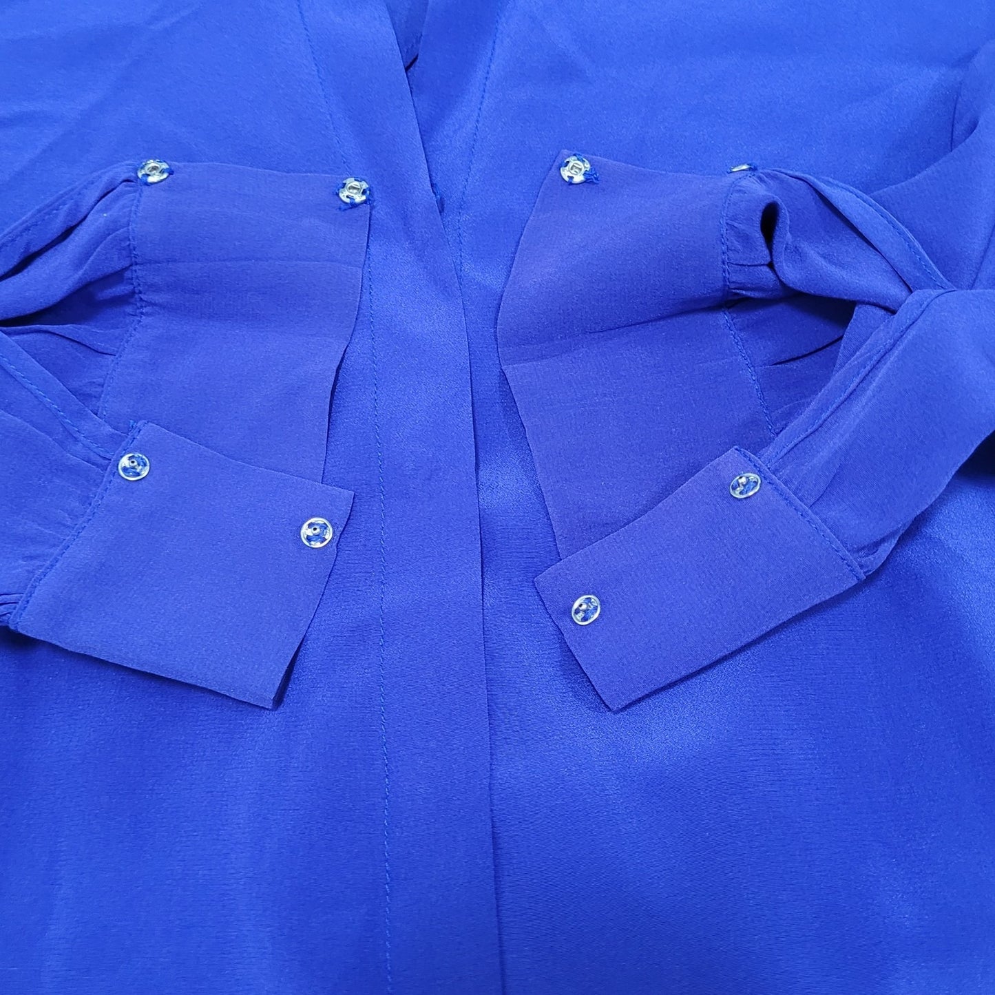 Rory Beca Blue 100% Silk Open Back Snap Closure Long Sleeve Top USA Small S