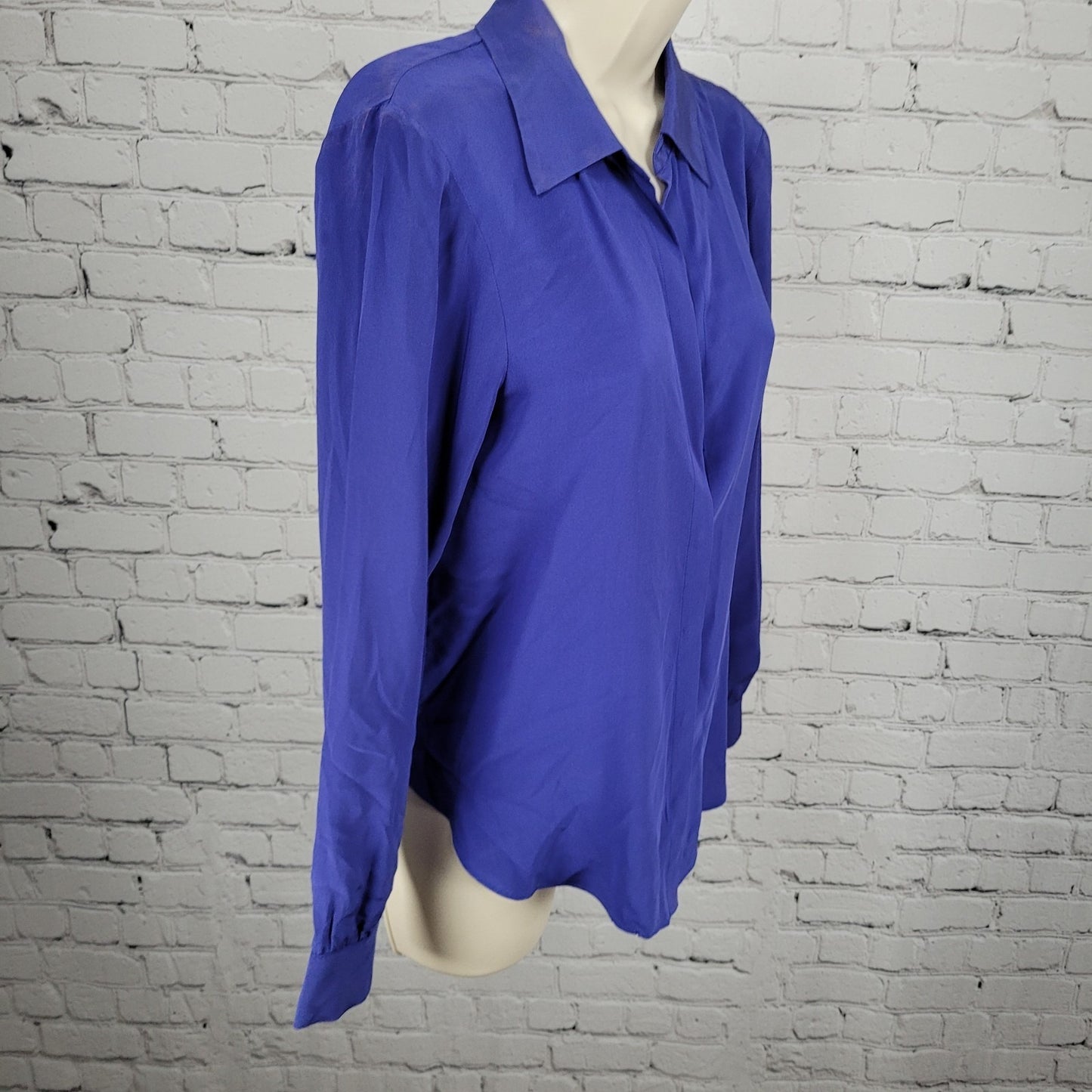 Rory Beca Blue 100% Silk Open Back Snap Closure Long Sleeve Top USA Small S