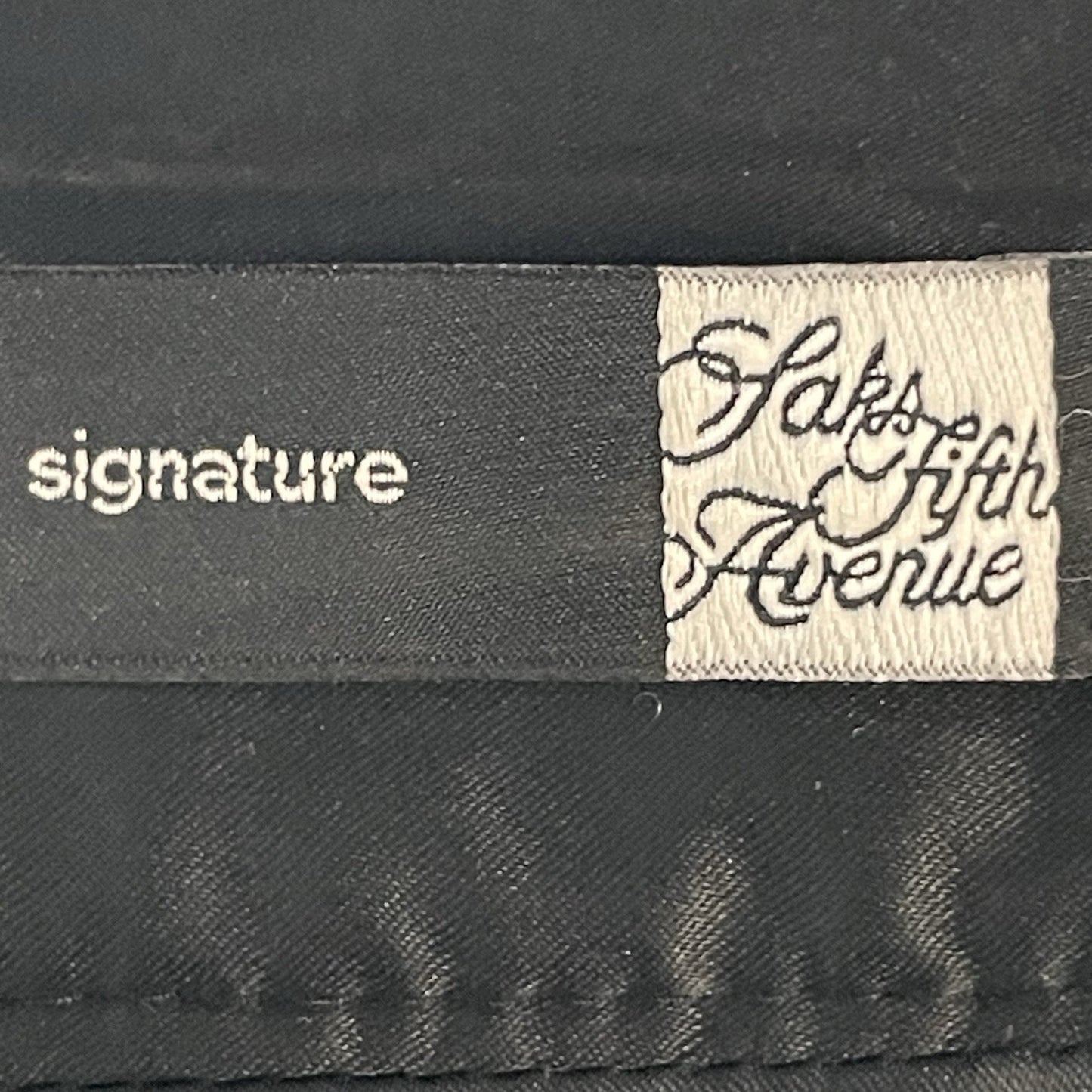 Saks Fifth Avenue Black & White Wool Silk Herringbone Zipped Lined Skirt Size 8