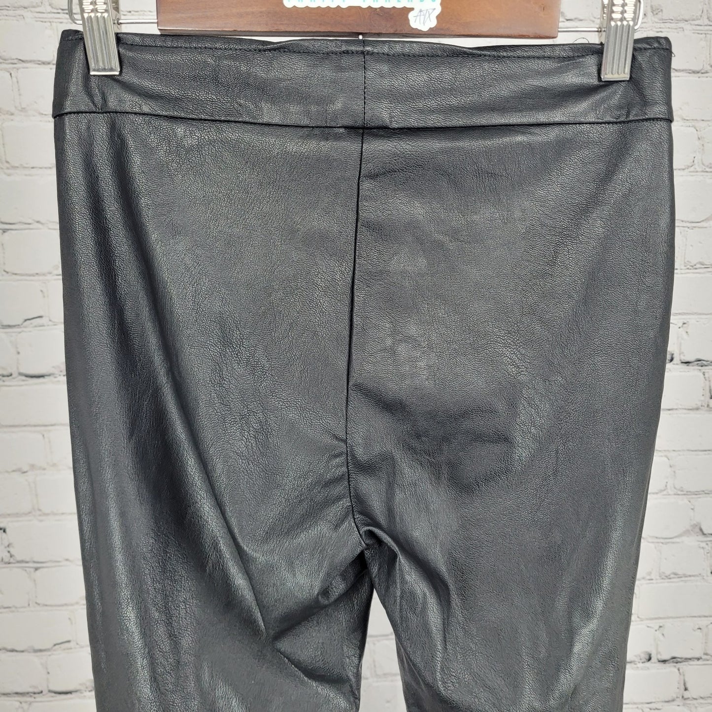 Avenue Montaigne Black Leo Faux Leather Stretch Crop Pants USA Size 2 (27x25)