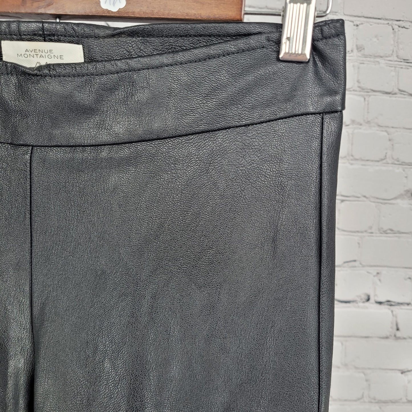 Avenue Montaigne Black Leo Faux Leather Stretch Crop Pants USA Size 2 (27x25)