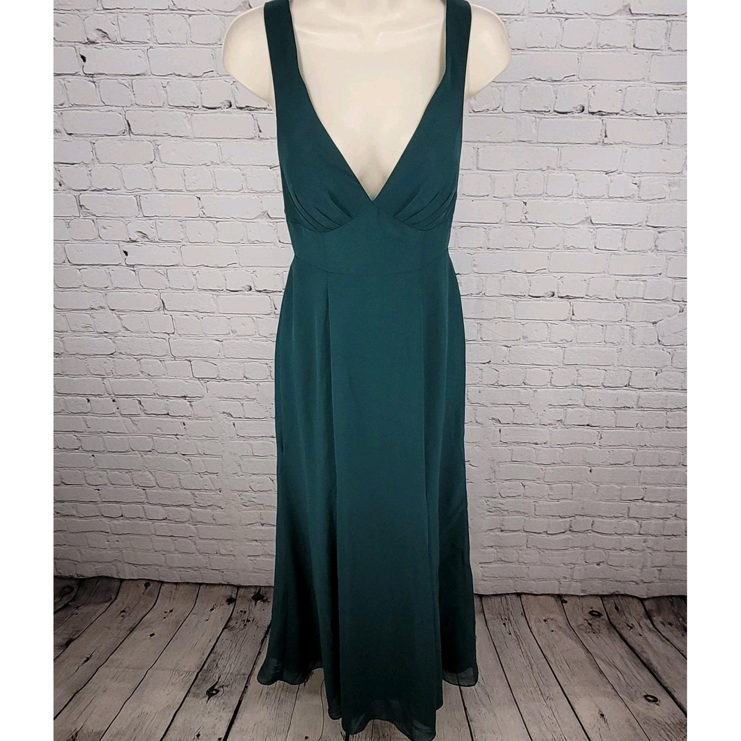 Azazie Dark Green Chiffon Tie Back Padded Bridesmaid Maxi Dress Gown Size C