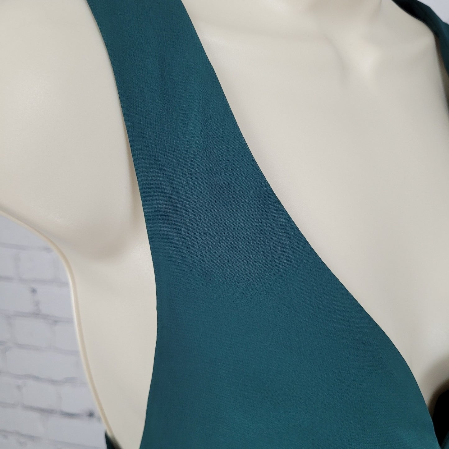 Azazie Dark Green Chiffon Tie Back Padded Bridesmaid Maxi Dress Gown Size C