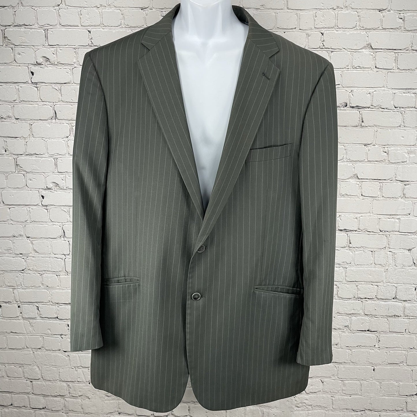 Fubu The Collection Grey Striped 2 Button Vented Blazer Sport Coat Size 48L