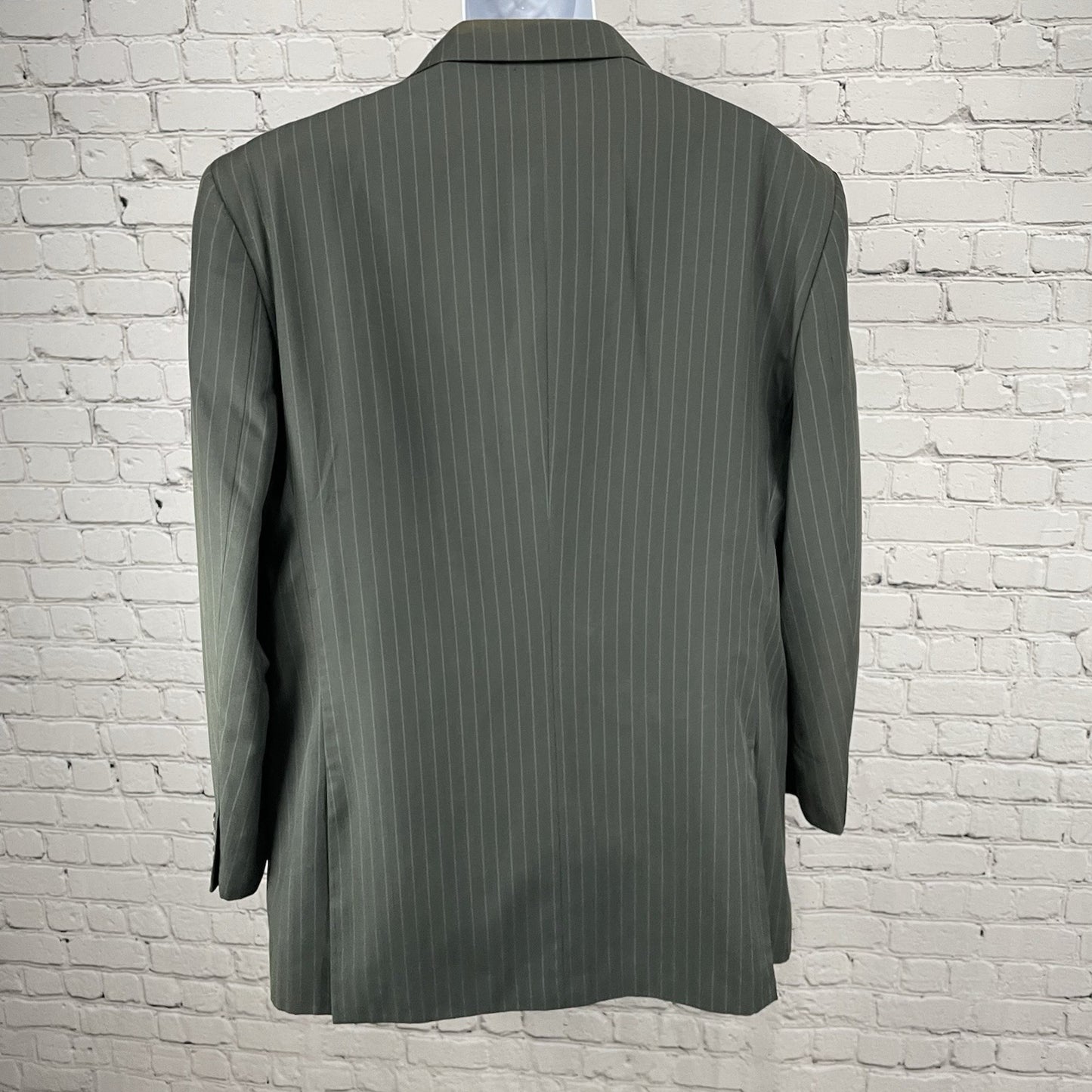 Fubu The Collection Grey Striped 2 Button Vented Blazer Sport Coat Size 48L