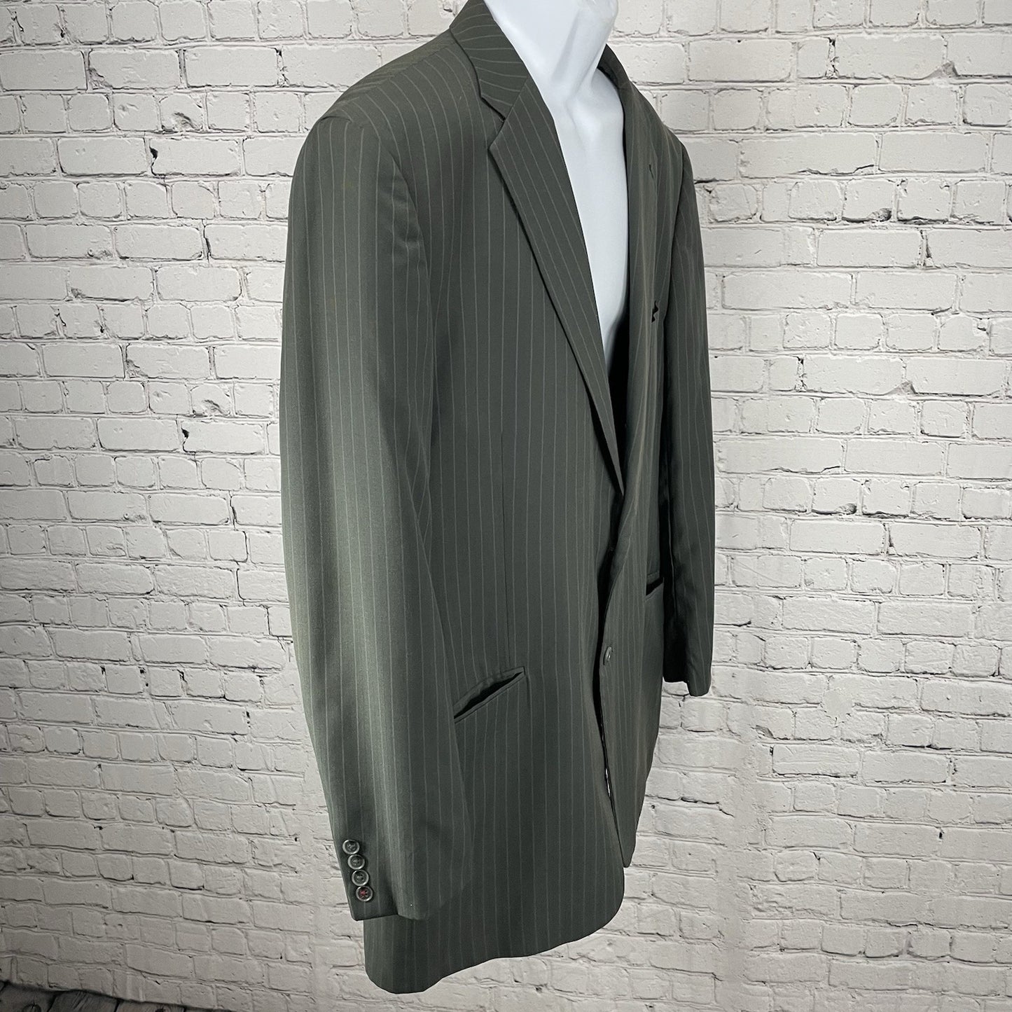 Fubu The Collection Grey Striped 2 Button Vented Blazer Sport Coat Size 48L