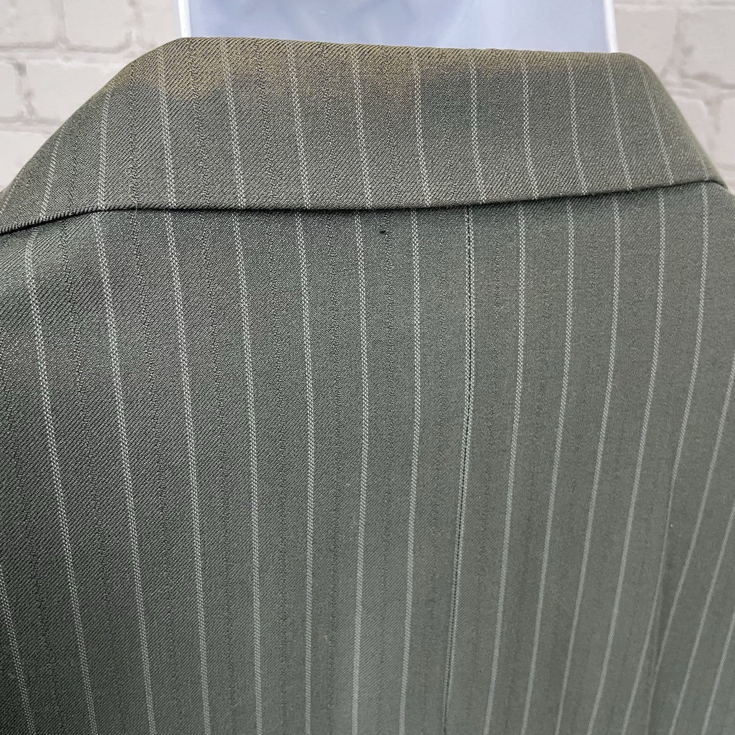 Fubu The Collection Grey Striped 2 Button Vented Blazer Sport Coat Size 48L