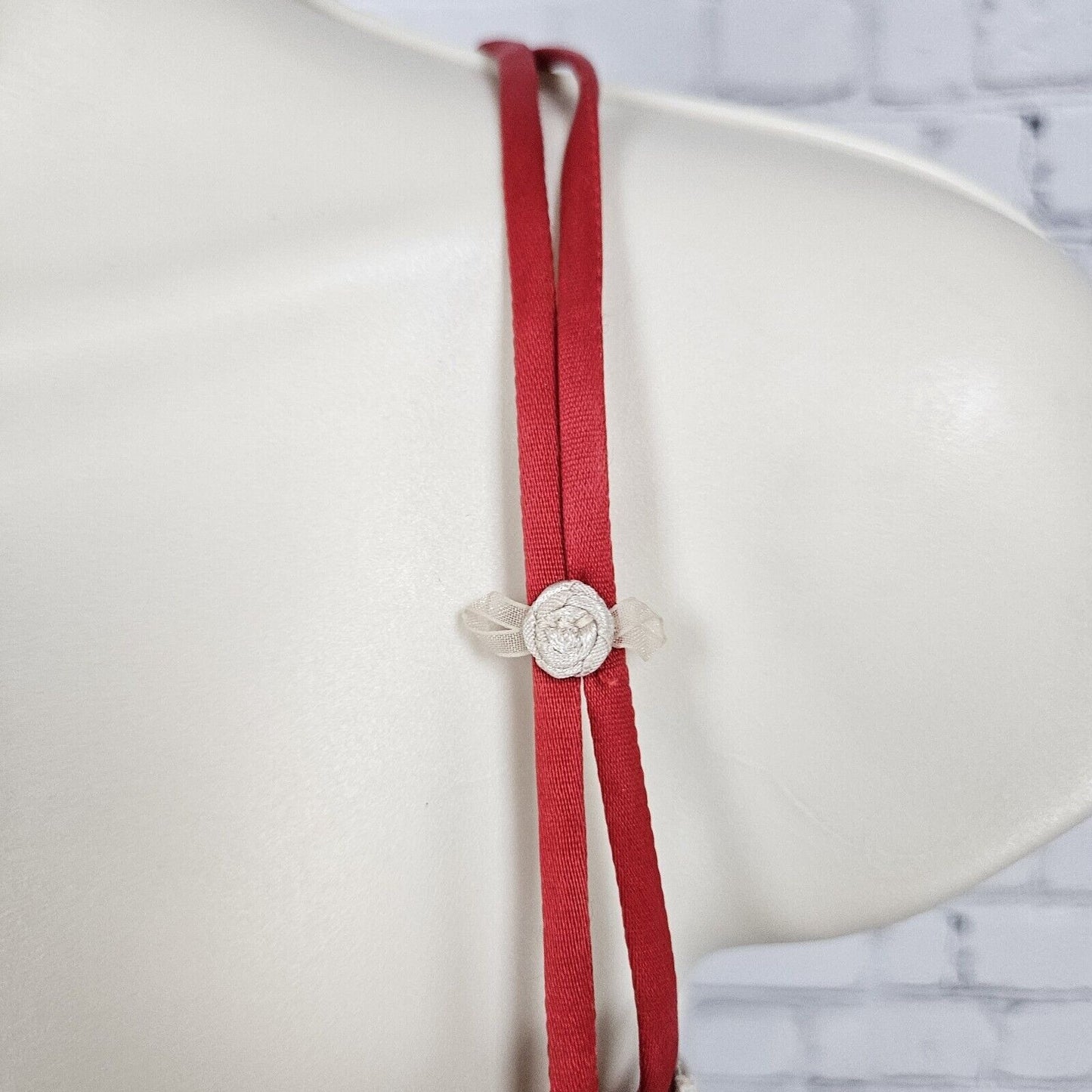 B Tempt'd Red Full Coverage Adjustable Strap Lined Underwire Bra Size 36D