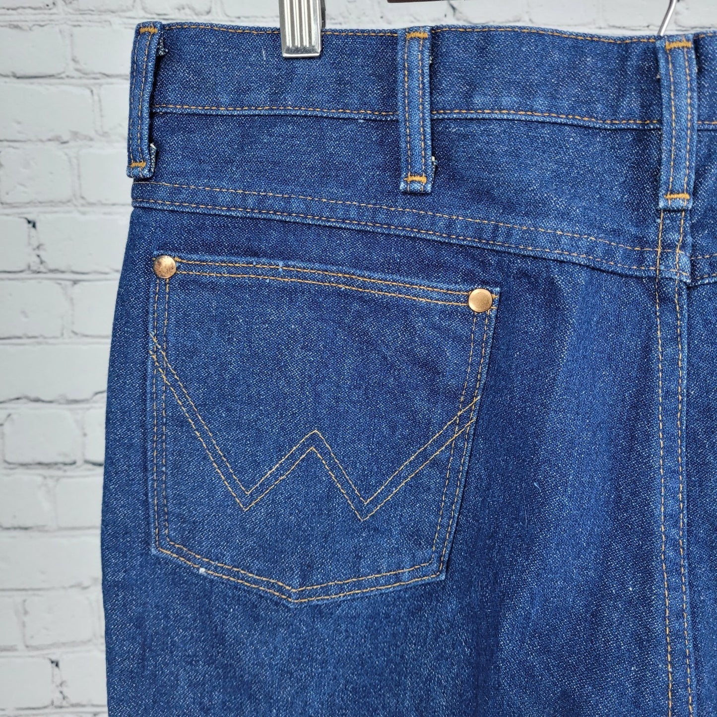 Wrangler Blue Denim 100% Cotton Straight Western Cowboy Jeans USA 38x30 (35x27)