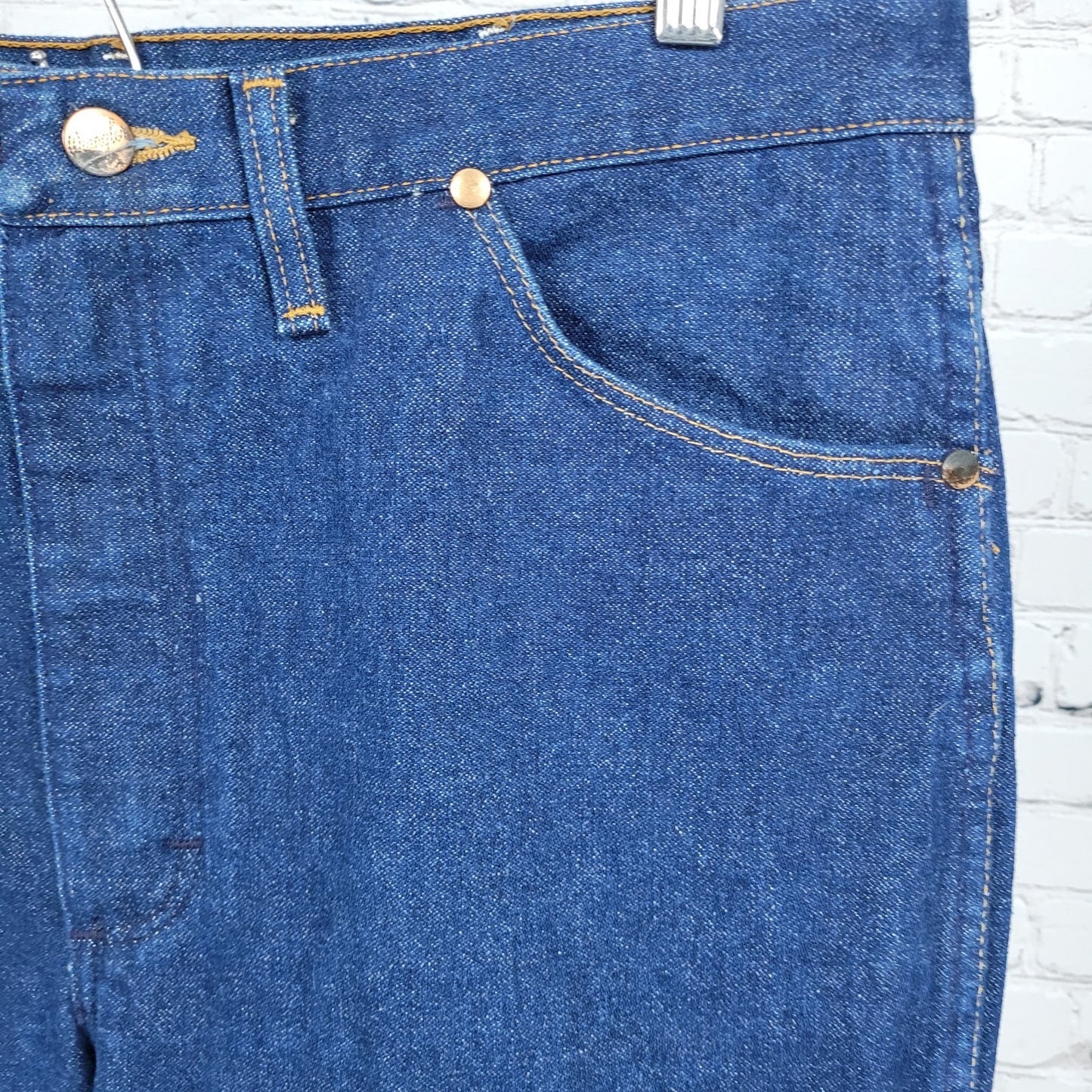 Wrangler Blue Denim 100% Cotton Straight Western Cowboy Jeans USA 38x30 (35x27)