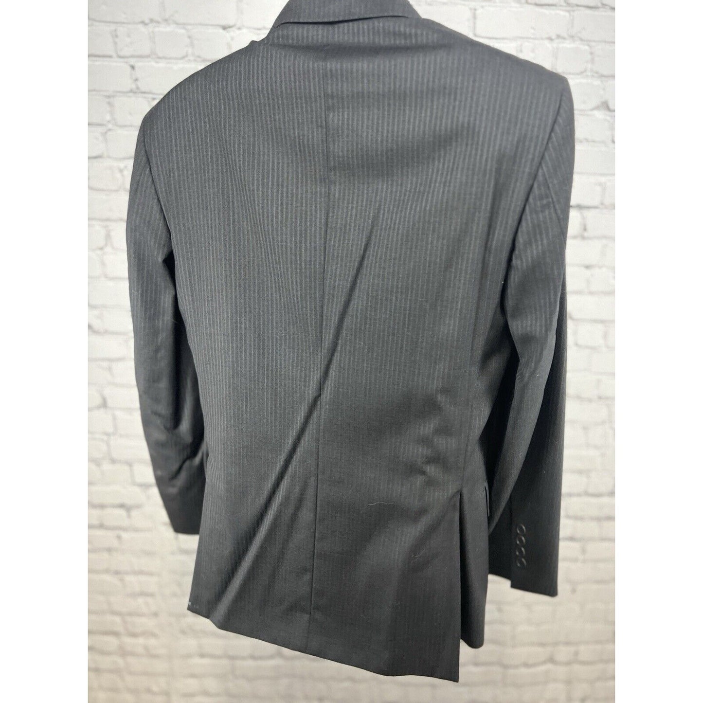 Jos A Bank Metropolitan Charcoal Pinstripe Blazer Slim Fit Cooper Lining 39RG