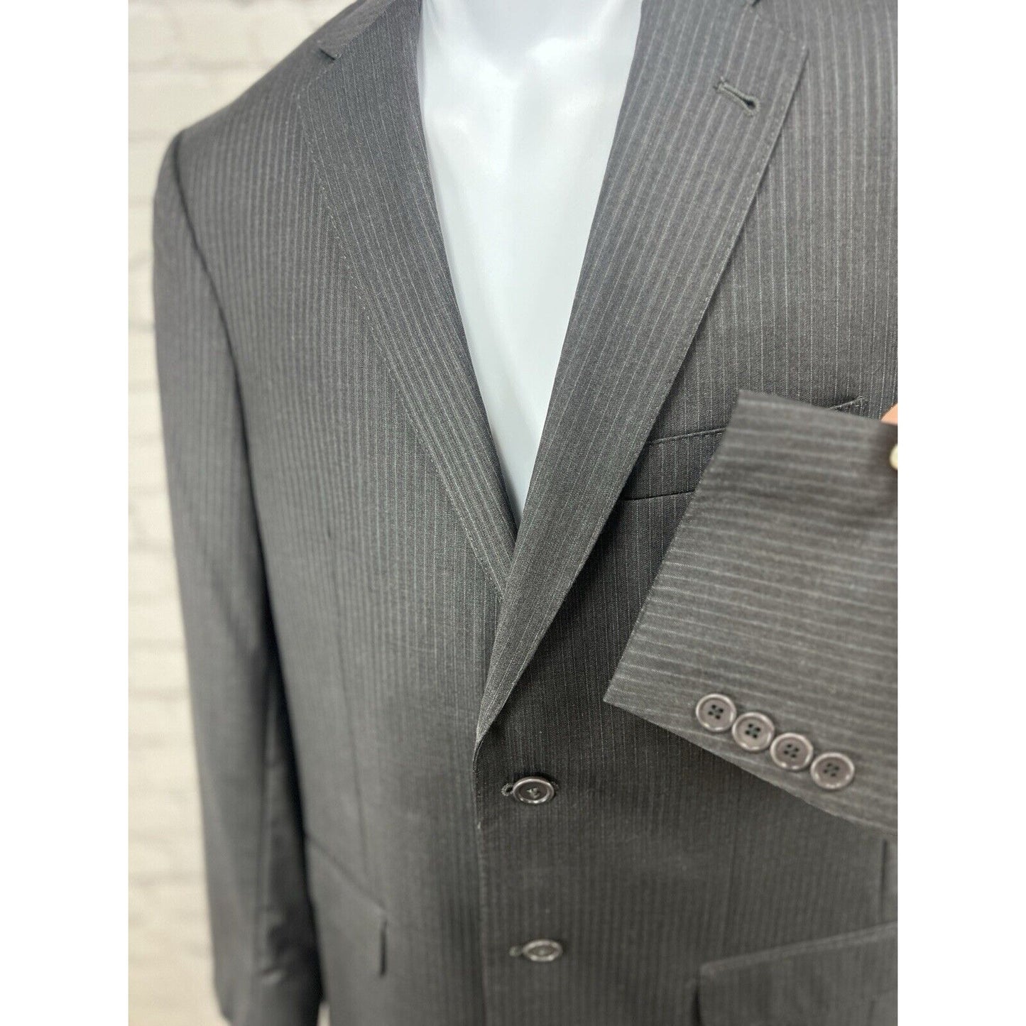 Jos A Bank Metropolitan Charcoal Pinstripe Blazer Slim Fit Cooper Lining 39RG