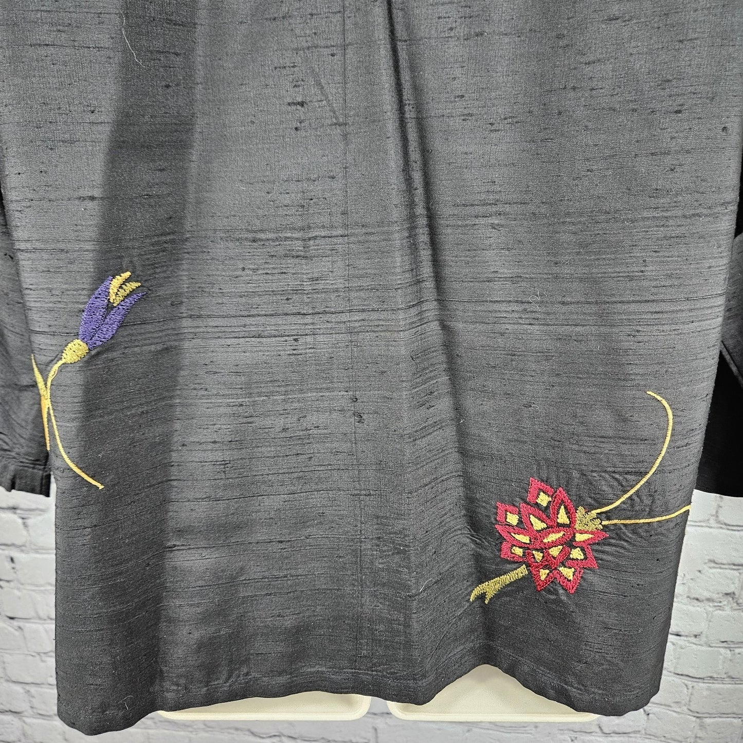 Chico's Design Black 100% Silk Embroidered 3/4 Sleeve Button Shirt Jacket 1 US 8