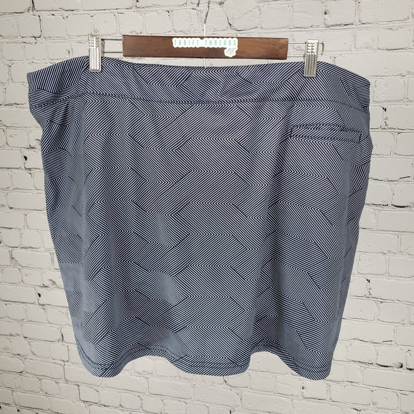 Pebble Beach Navy Stripe Dry Luxe Performance Lined Skort Size XXL (42x17.5)