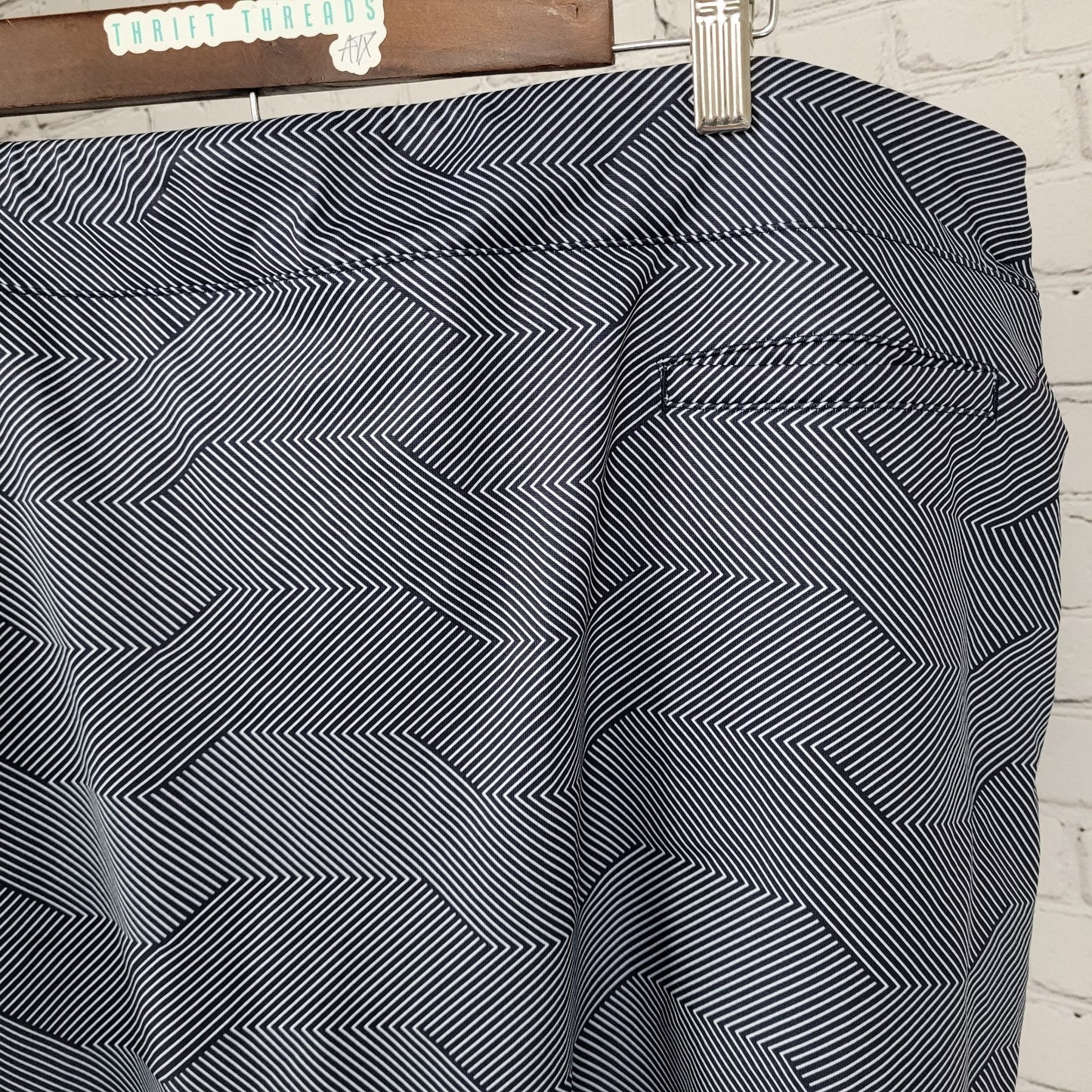 Pebble Beach Navy Stripe Dry Luxe Performance Lined Skort Size XXL (42x17.5)
