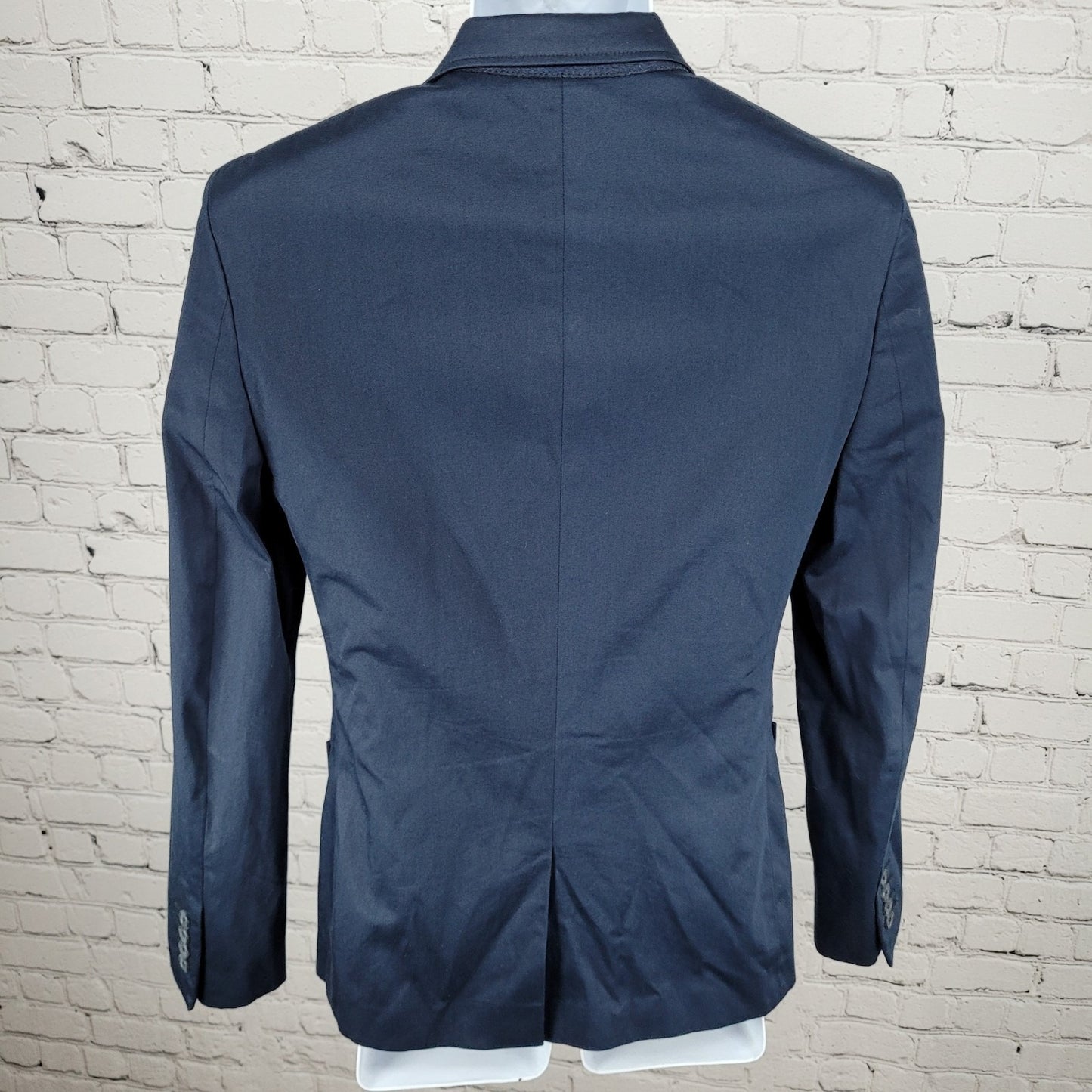 ASOS Navy Blue 2 Button Single Vented Notch Blazer Jacket Sport Coat Size 34R