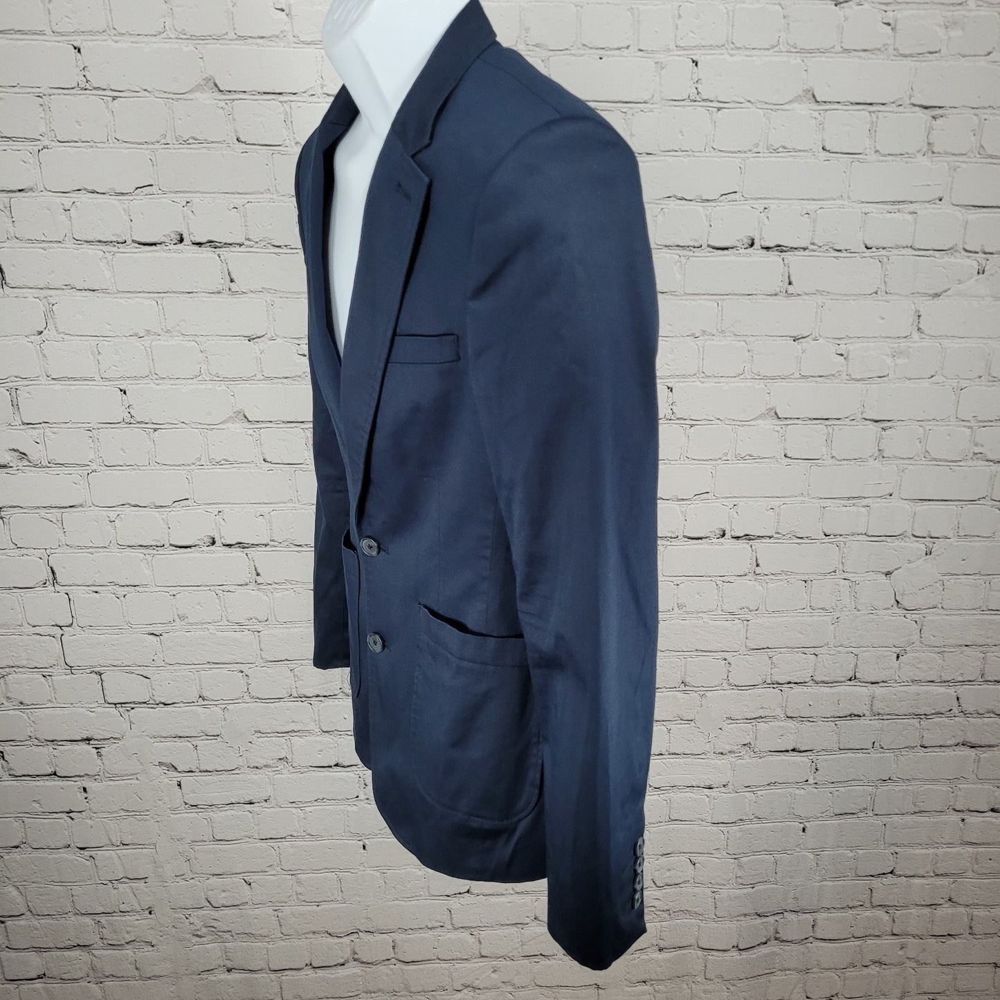 ASOS Navy Blue 2 Button Single Vented Notch Blazer Jacket Sport Coat Size 34R
