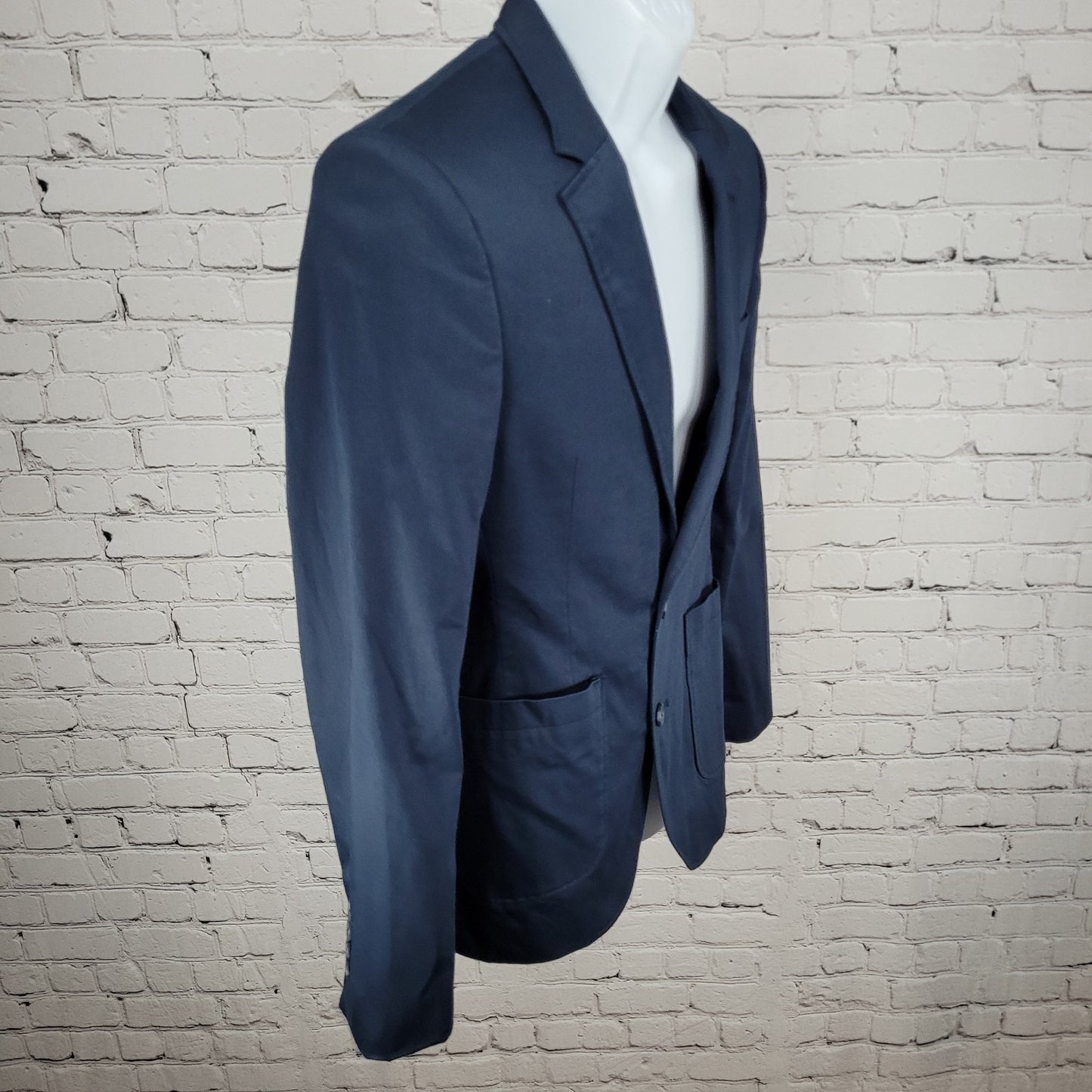 ASOS Navy Blue 2 Button Single Vented Notch Blazer Jacket Sport Coat Size 34R